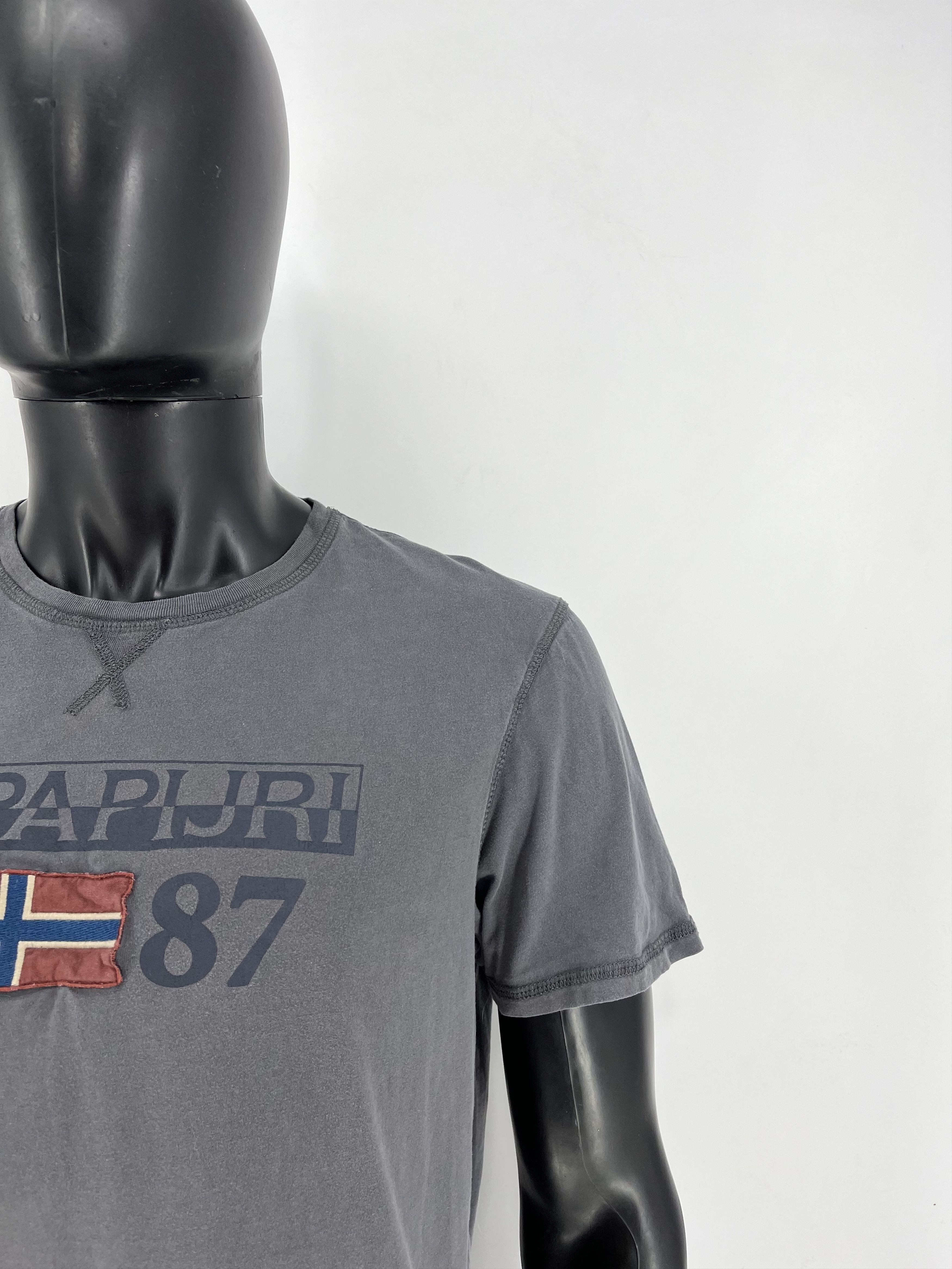 Napapijri × Vintage Vintage Napapijri Geographic Designer Fashion Style Shirt Size US L / EU 52-54 / 3 - 7 Thumbnail