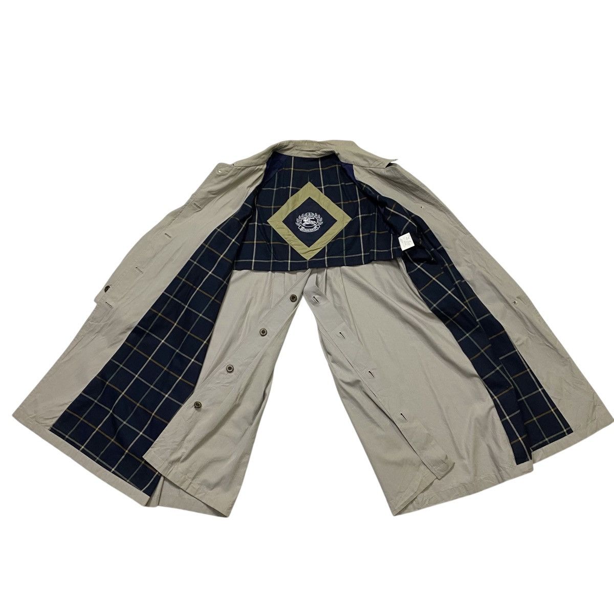 Burberry × Vintage Vintage Burberrys beige trenchcoat Size M / US 6-8 / IT 42-44 - 8 Thumbnail