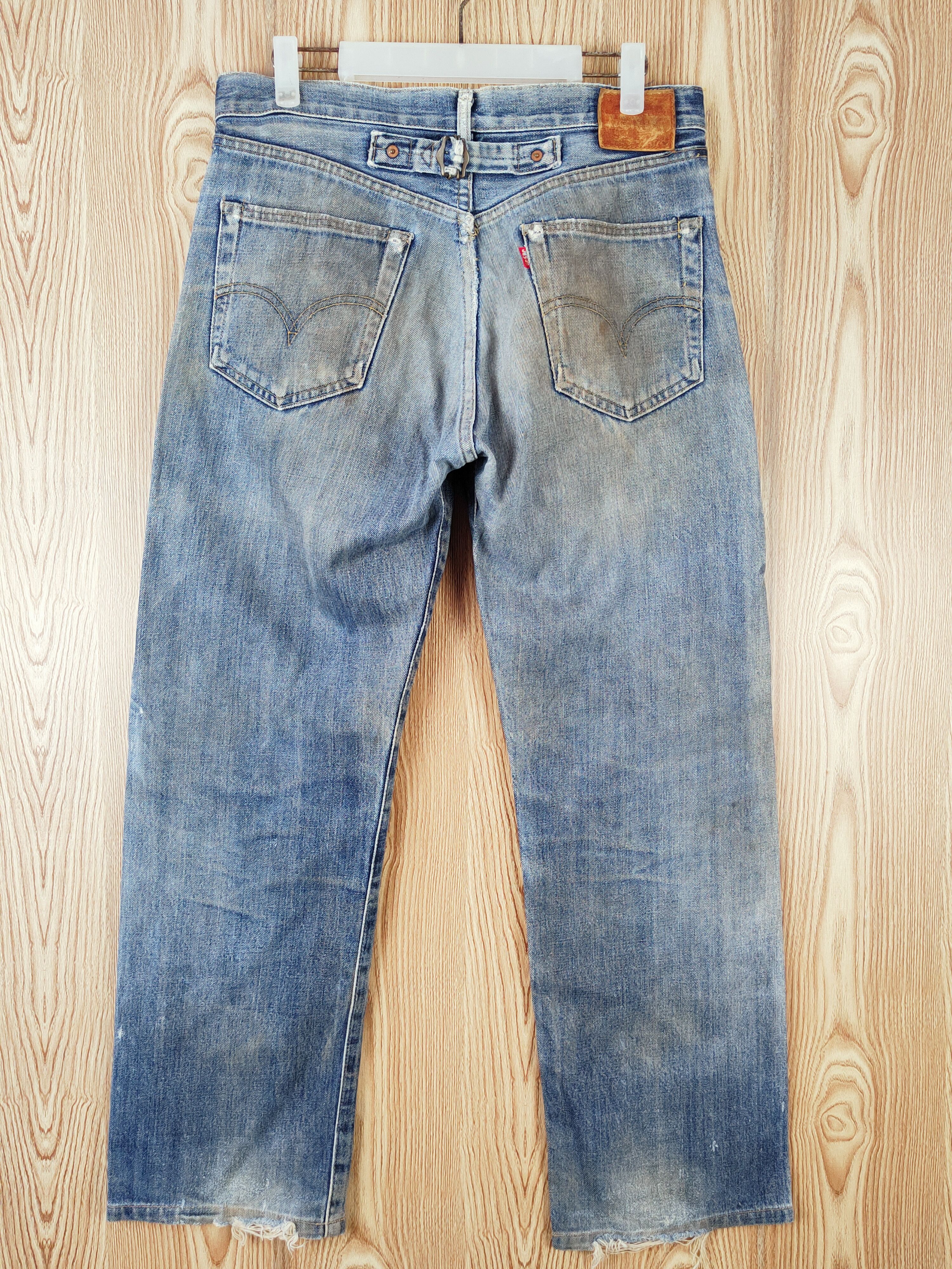 Levi's Levi's Big E light wash Faded Distressed grunge denim #W932 Size US 31 - 7 Thumbnail