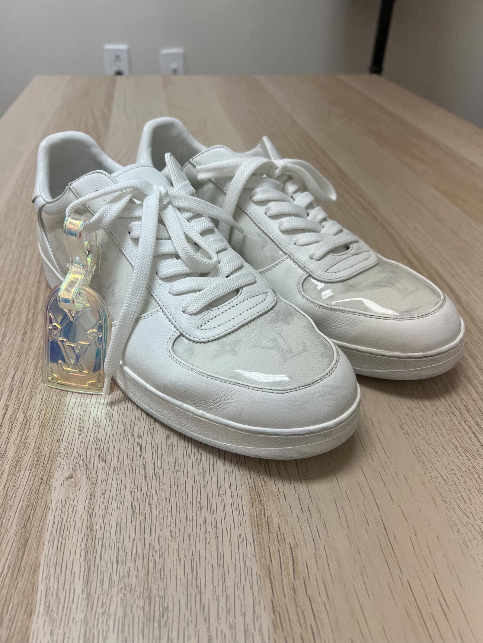 Louis Vuitton Louis Vuitton White Sneakers Size US 9.5 / EU 42-43 - 4 Thumbnail