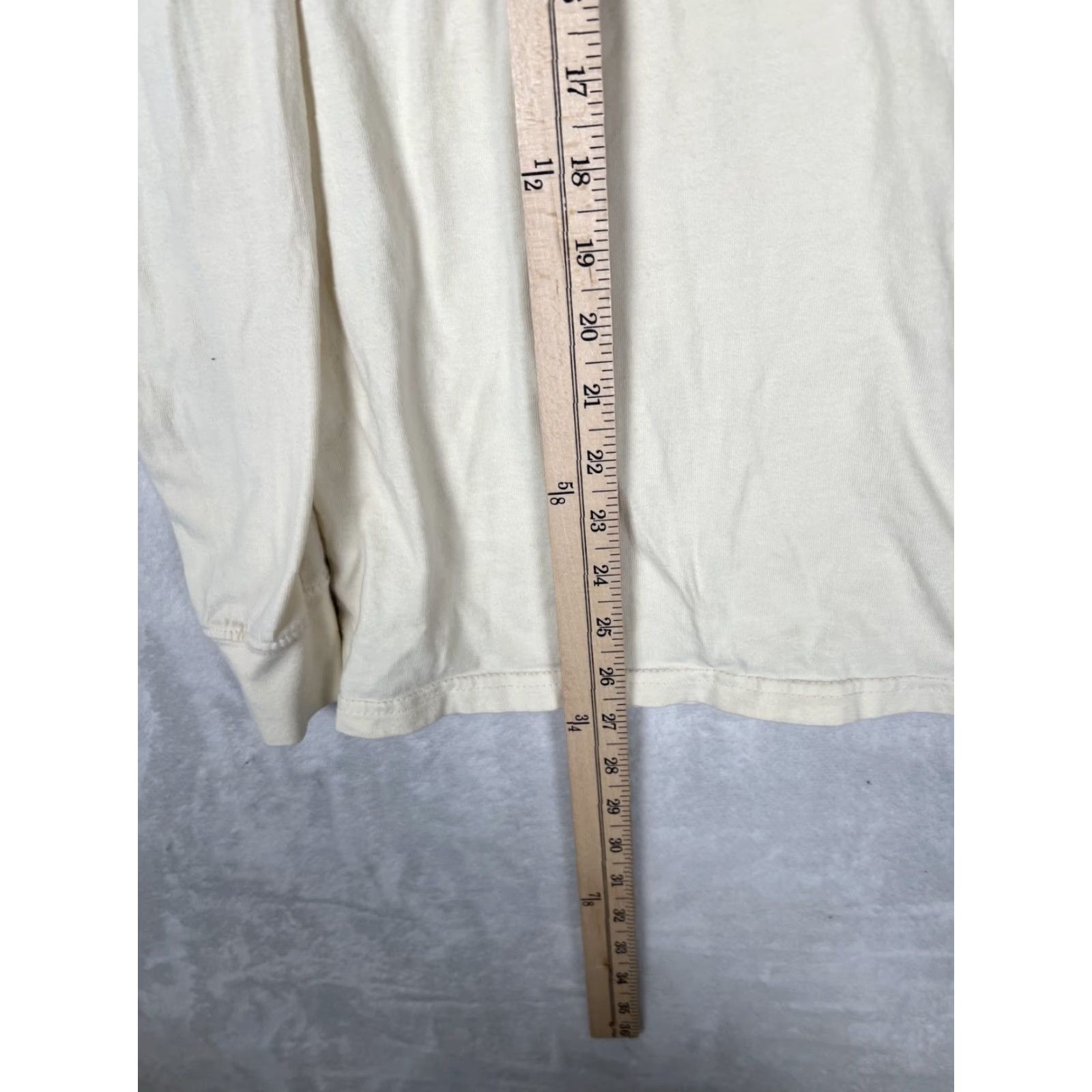 Nike Nike SB Long Sleeve Shirt City of Love Beige S Crew Neck Logo Regular Men 2020s T-Shirt Cotton Vintage No Size US S / EU 44-46 / 1 - 3 Thumbnail