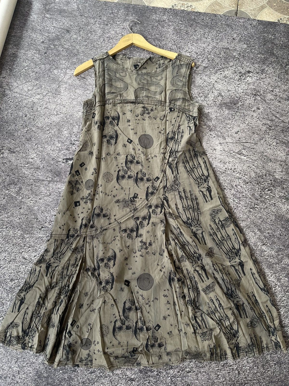 Hysteric Glamour HYSTERIC GLAMOUR SNAKE SKULL SLEEVESS DRES Size M / US 6-8 / IT 42-44 - 8 Thumbnail