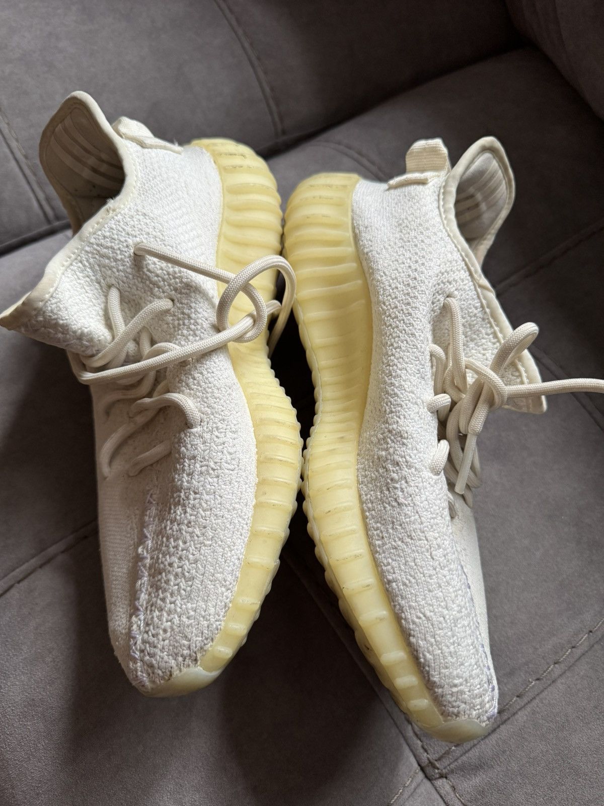 Yeezy YEEZY BOOST CP9366 sz US7.5 see all photos and description Size US 7.5 / EU 40-41 - 6 Thumbnail