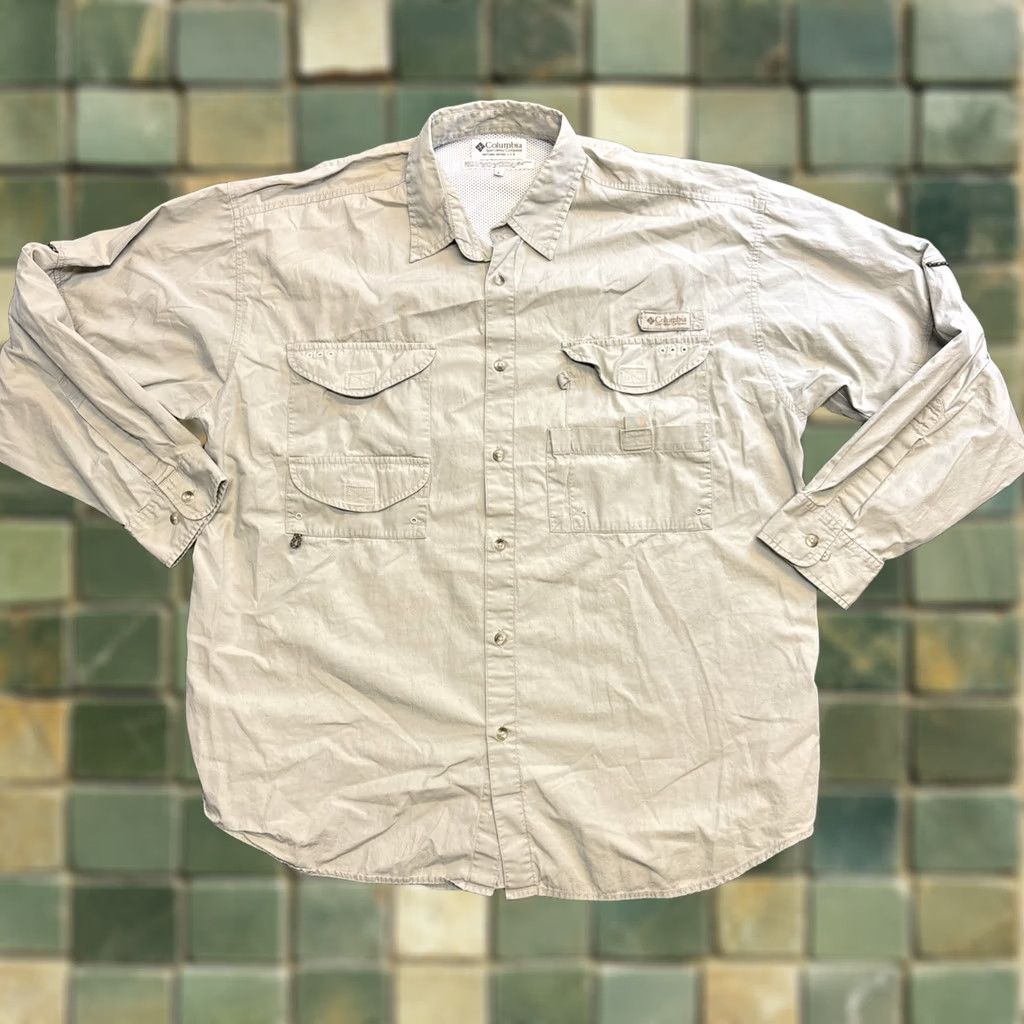 Vintage VINTAGE Columbia PFG Button Up Long Sleeve Shirt Men’s Large Khaki Hunting Hike Mens L Beige Regular Shirts Size US L / EU 52-54 / 3 - 1 Thumbnail
