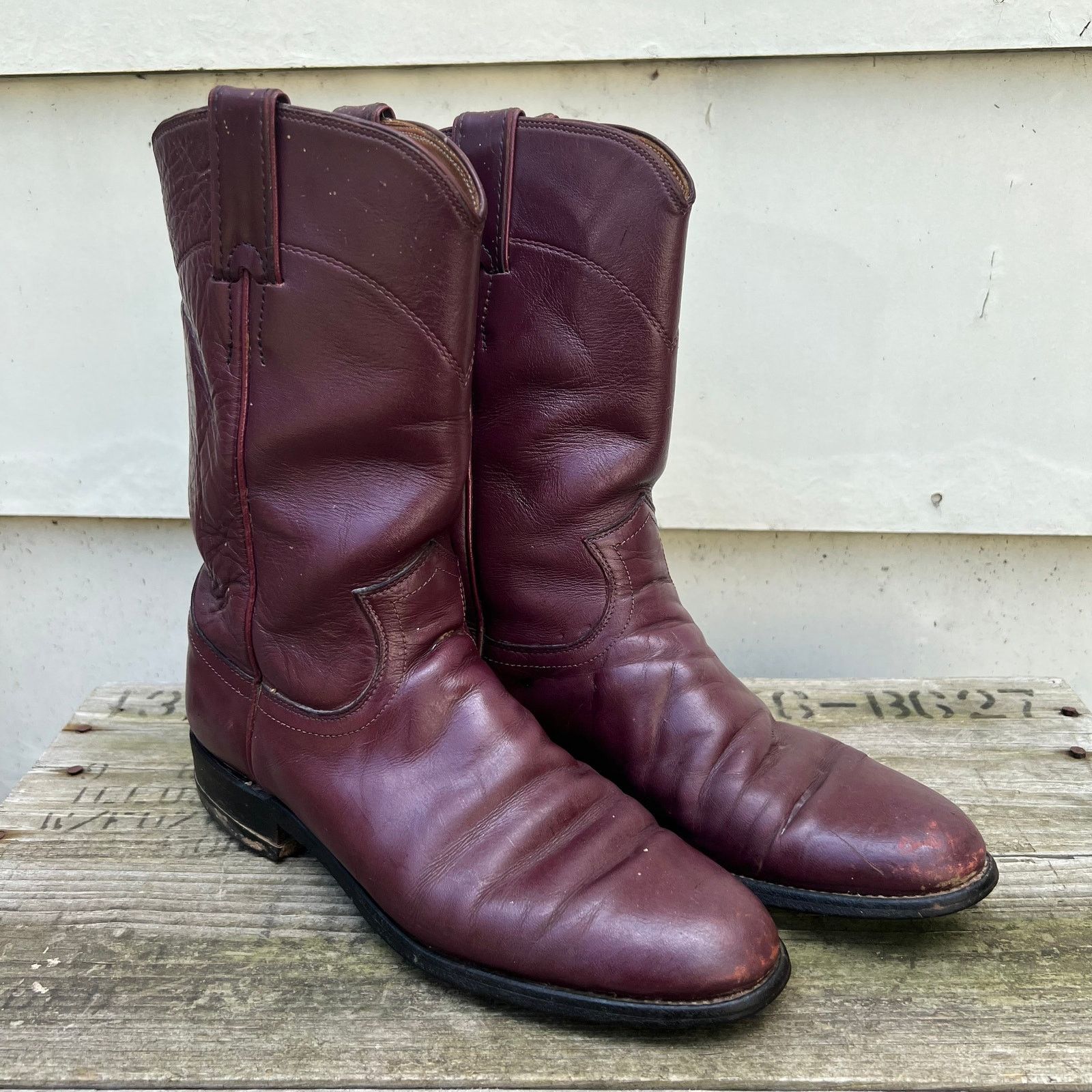 image of Justin Boots Justin Merlot Wine Color Roper Pull On Cowgirl Western Boots in Purple, Women's (Size 