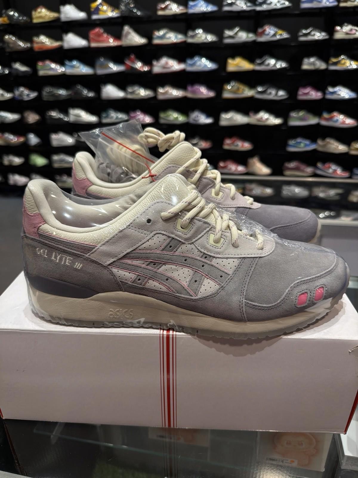 Asics Size 11.5 - ASICS GEL-Lyte III OG x END Pearl 2020 Brand New Size US 11.5 / EU 44-45 - 8 Thumbnail