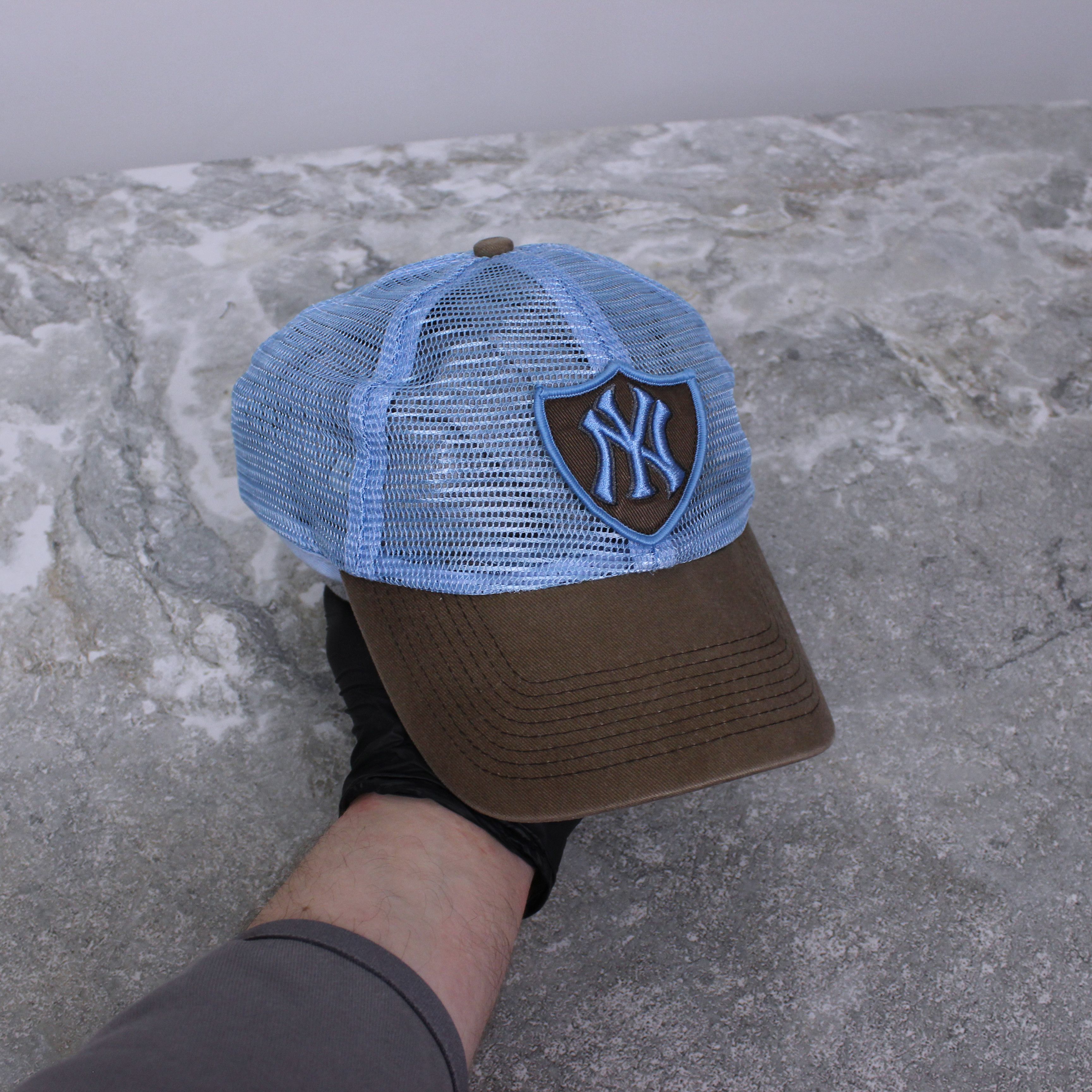 New York Yankees New York Yankees Vintage Y2K Avant Garde Blue&Brown Cap Size ONE SIZE - 1 Thumbnail