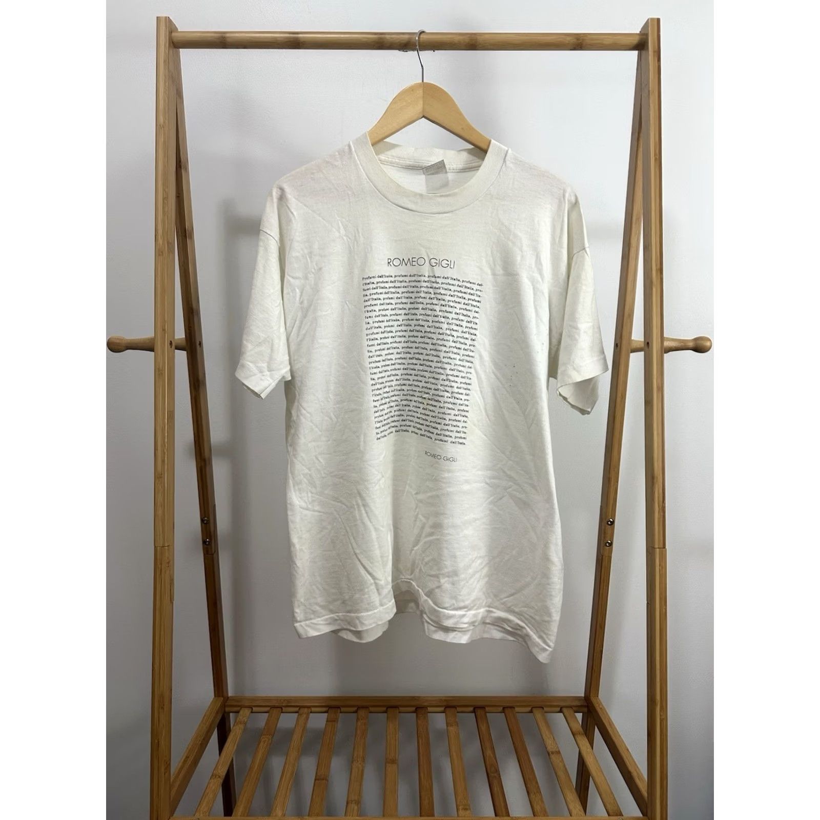Fruit Of The Loom VTG 90s Romeo Gigli Italian High Run Way Luxury Fashion Perfume Italy T-Shirt XL White Mens Short Sleeve Art Quiet Luxury Single Stitch Rare Runway Size US XL / EU 56 / 4 - 2 Thumbnail