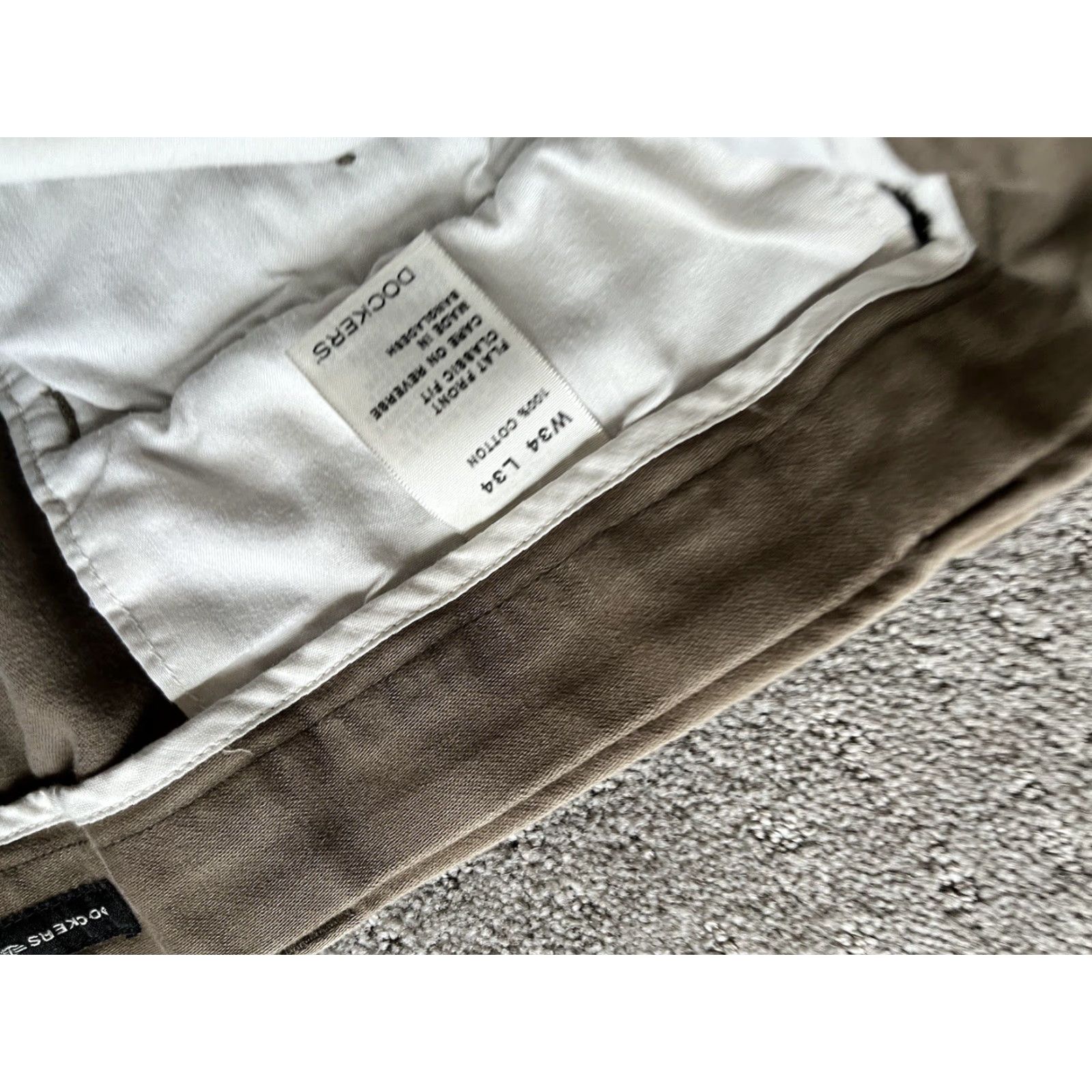 Dockers Dockers Brown Classic Fit Men Pants 34x30 Flat Front Straight Leg Dockers Signature Khaki Dress Pants 34in Inseam Mens Size US 34 / EU 50 - 6 Thumbnail
