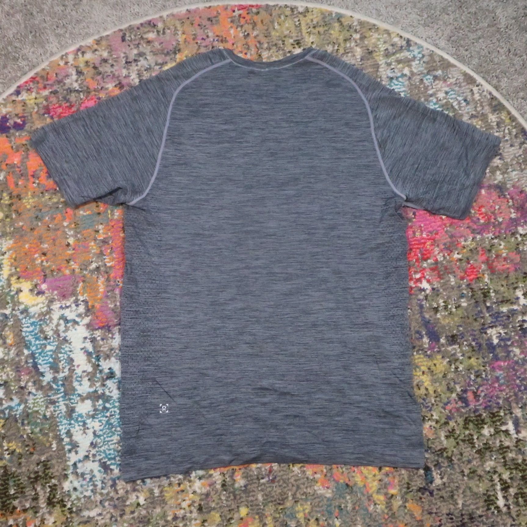 Lululemon Lululemon Shirt Mens Medium Gray Performance Crew Vented Sides Size US M / EU 48-50 / 2 - 2 Thumbnail