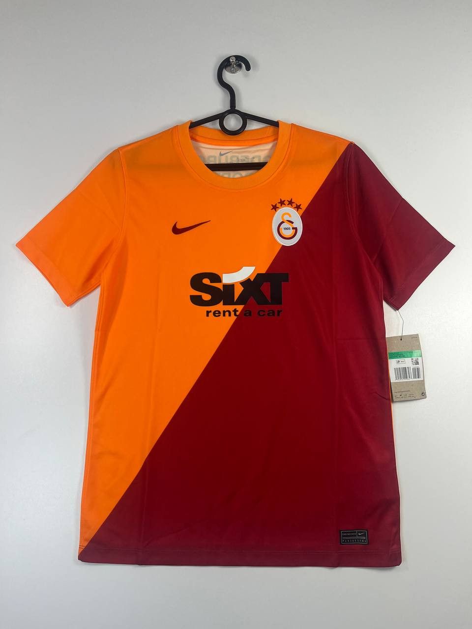 Nike Galatasaray 2021 2022 Home Shirt Nike CW2519-837 Size M Size US M / EU 48-50 / 2 - 1 Thumbnail