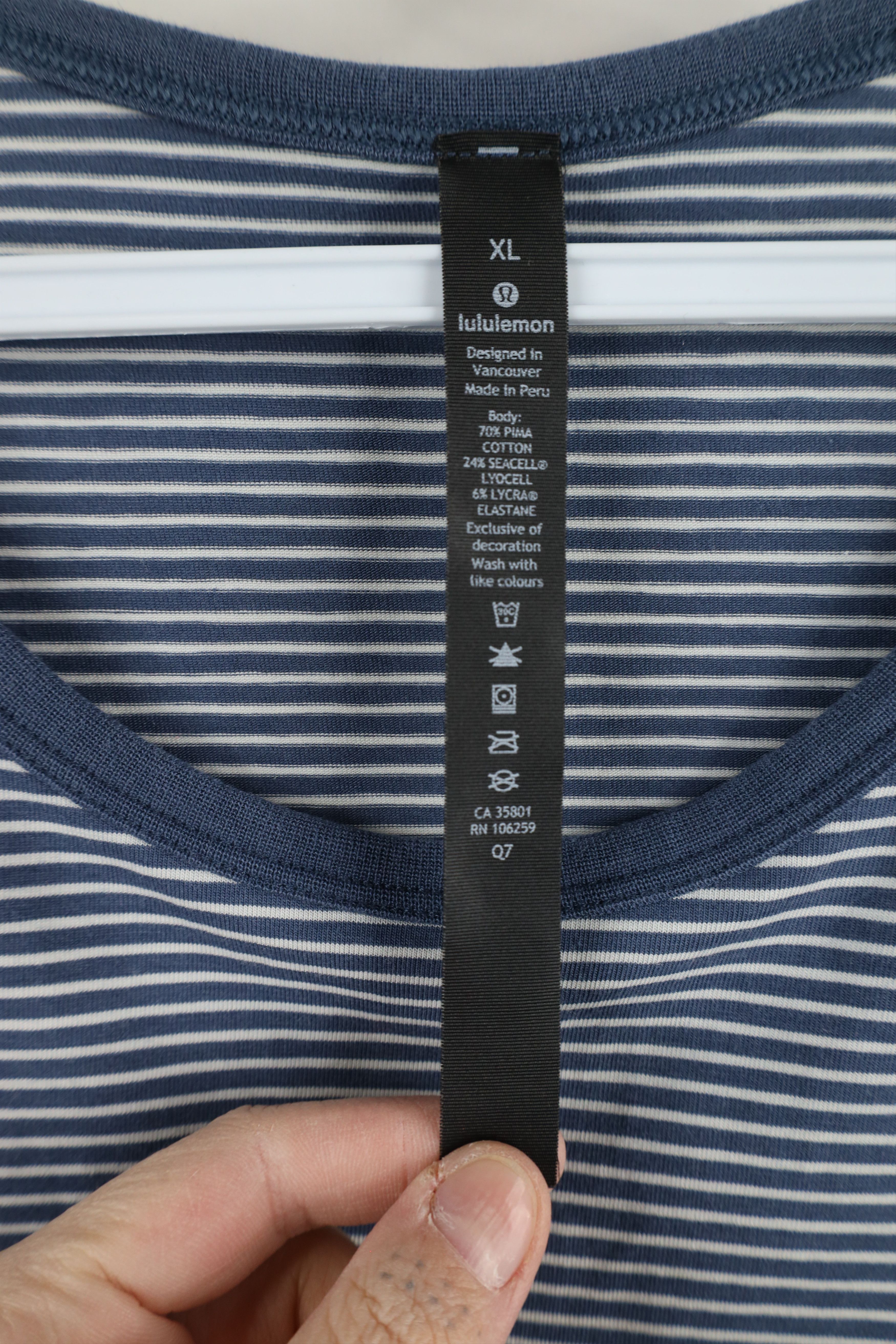 Lululemon × Vintage Lululemon 5 Year Basic Short Sleeve T-Shirt Blue White Size US XL / EU 56 / 4 - 4 Thumbnail