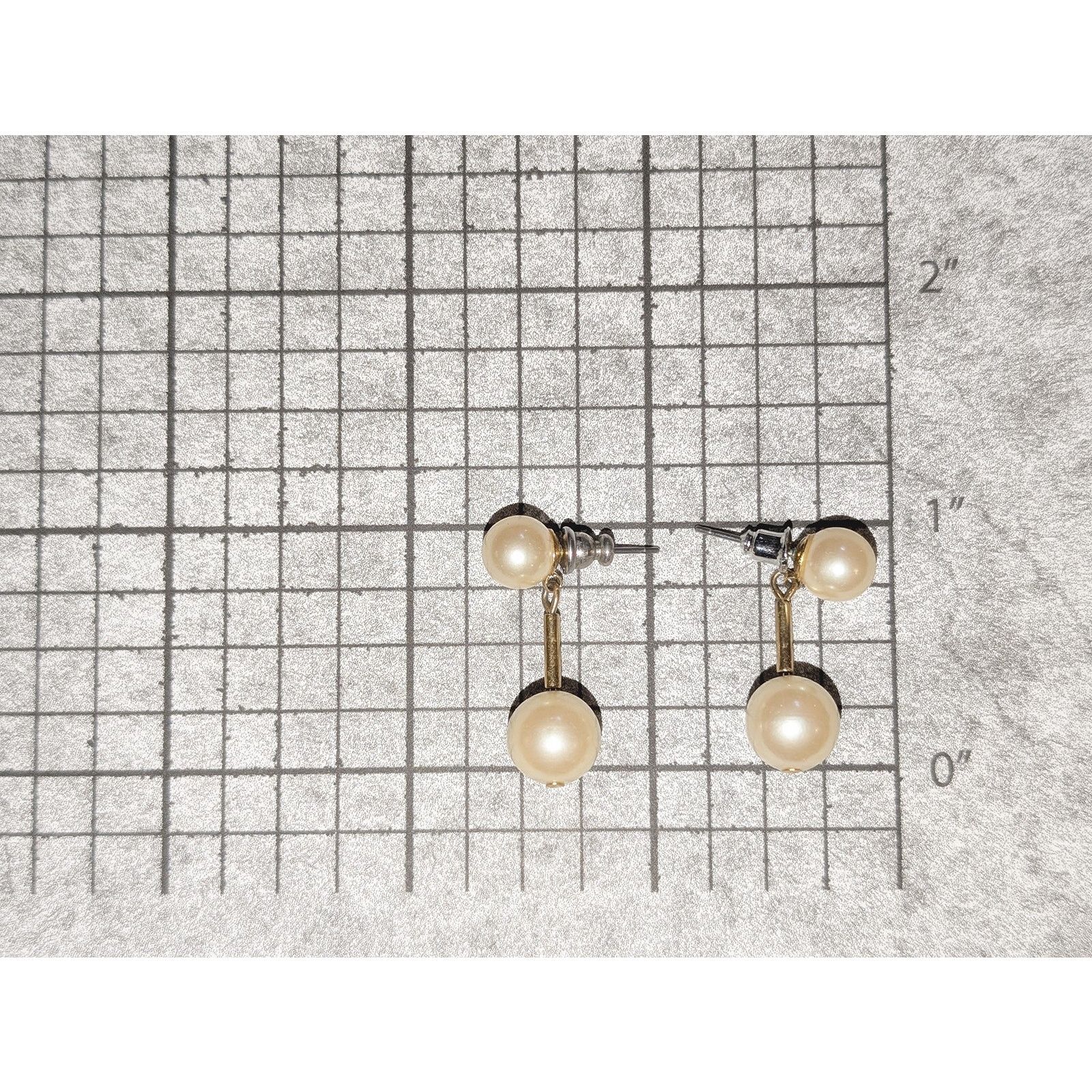Vintage Lovely VTG 1980s Gold-Tone Faux Pearl Post Dangle Earrings Size ONE SIZE - 3 Thumbnail
