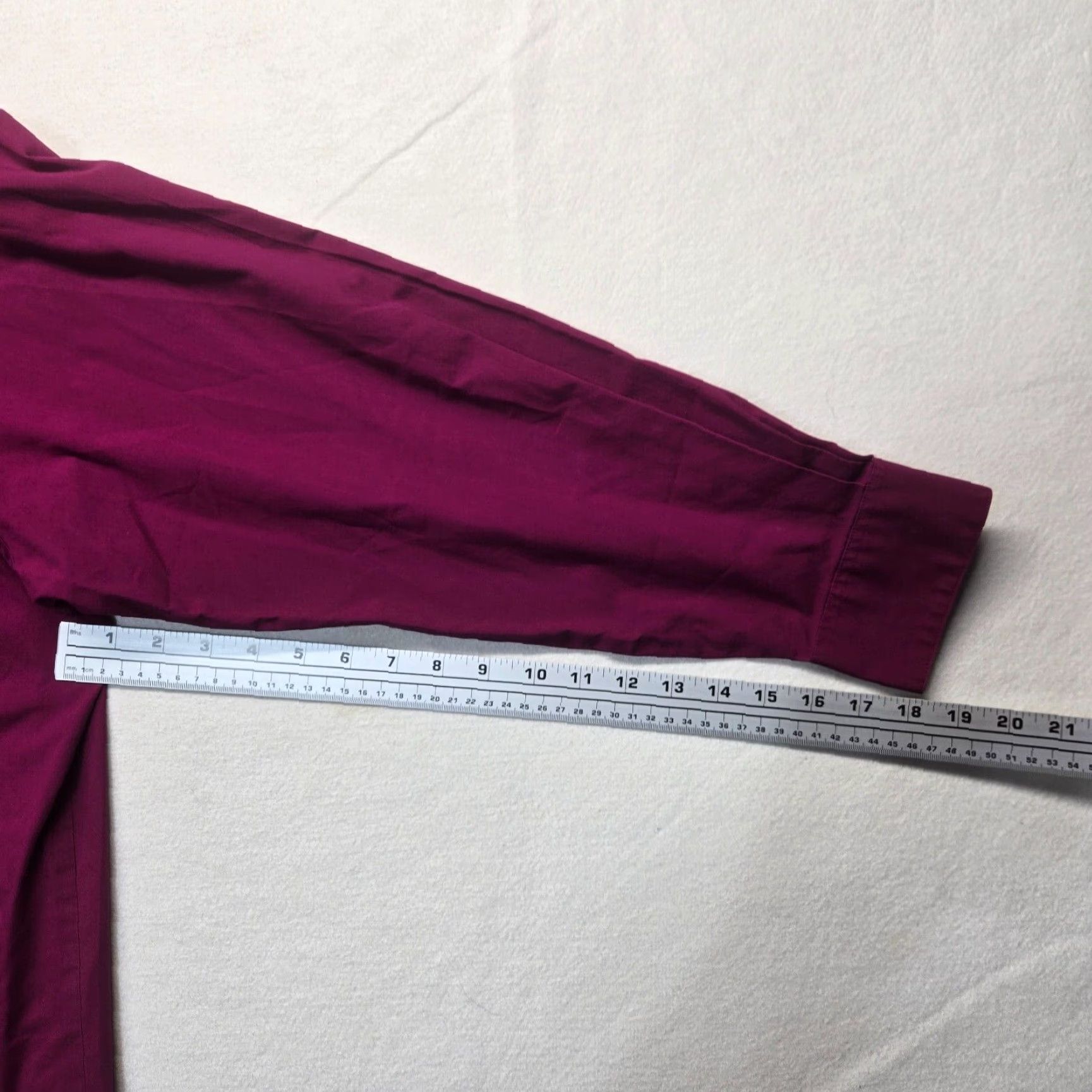 Van Heusen VINTAGE Van Heusen Dress Shirt Purple 17 Regular Adult Men Wrinkle Resistant Solid Long Sleeve Button Collar Shirt Size 46R - 5 Thumbnail
