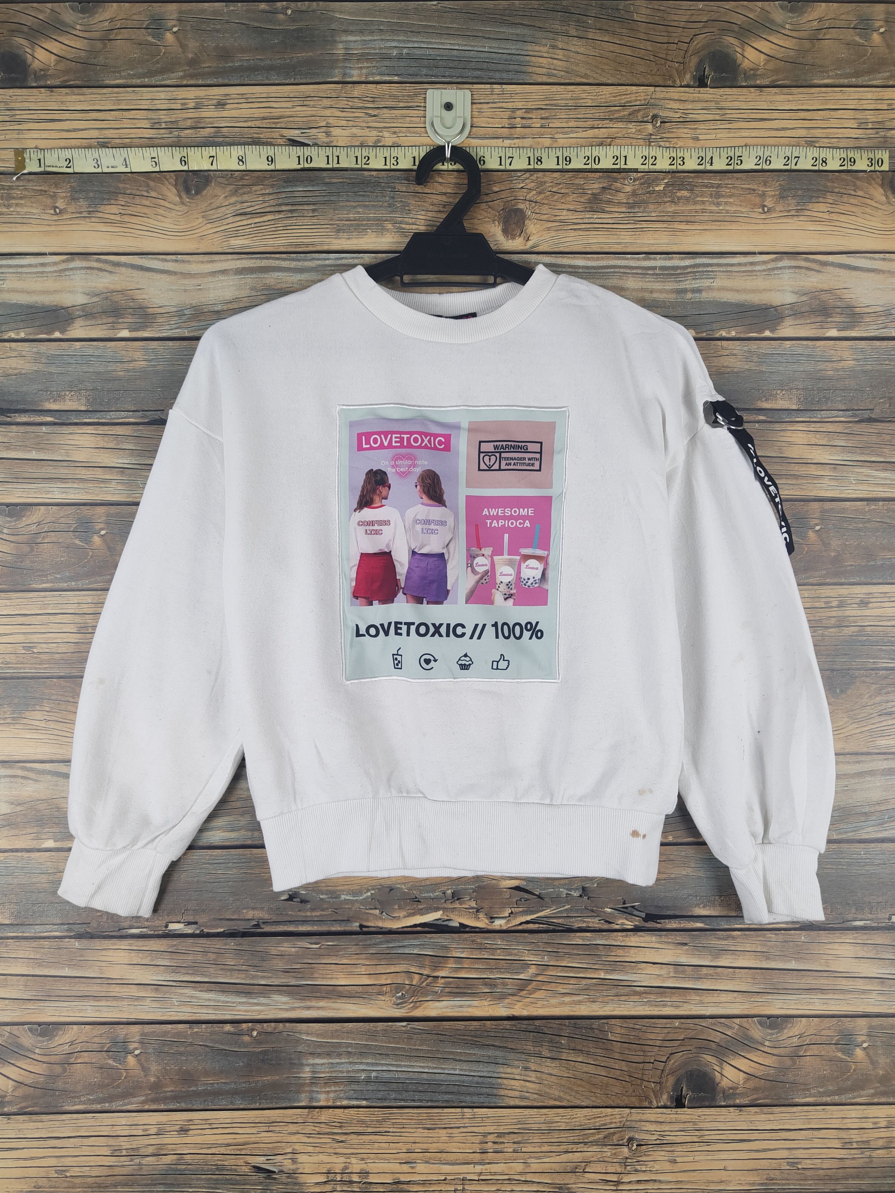 Japanese Brand × Vintage Vintage 💥 Lovetoxic White Sweatshirts Size S / US 4 / IT 40 - 1 Thumbnail
