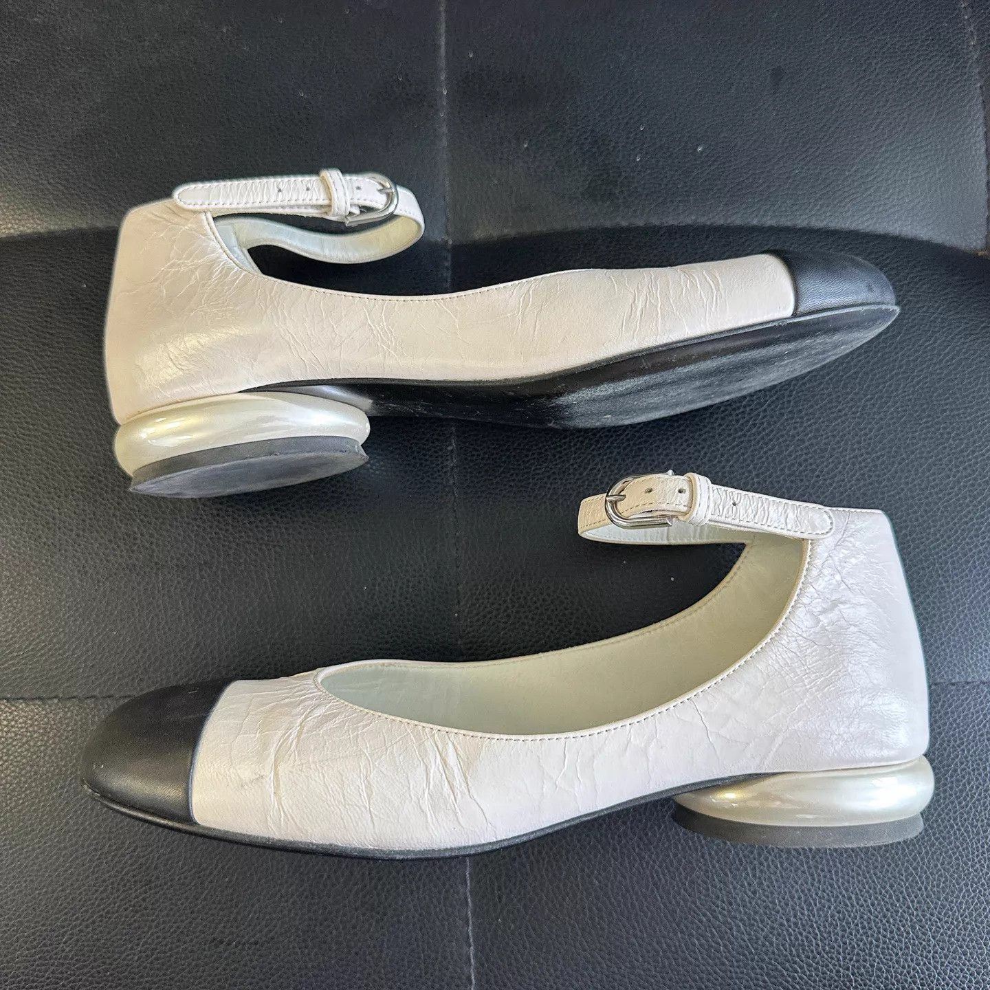 Chanel Chanel Mary Jane Flat Black/White EU35 95New Size US 4.5 / IT 34.5 - 7 Thumbnail