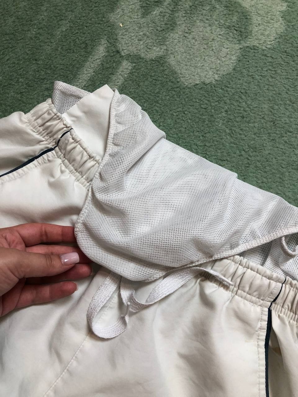 Nike Vintage NIKE logo white shorts crazy Y2K streetwear Size US 32 / EU 48 - 19 Thumbnail