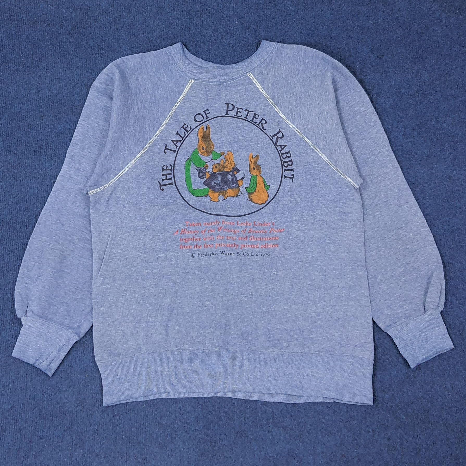 Vintage Vintage The Tale of Peter Rabbit Books Sweatshirts C232N13 Size US S / EU 44-46 / 1 - 1 Thumbnail