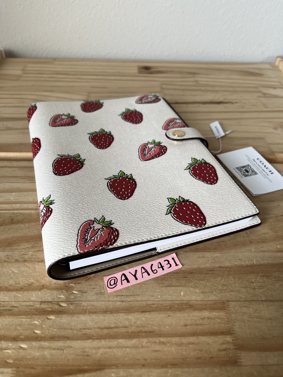 Coach Coach Notebook with strawberry printed Size ONE SIZE - 3 Thumbnail