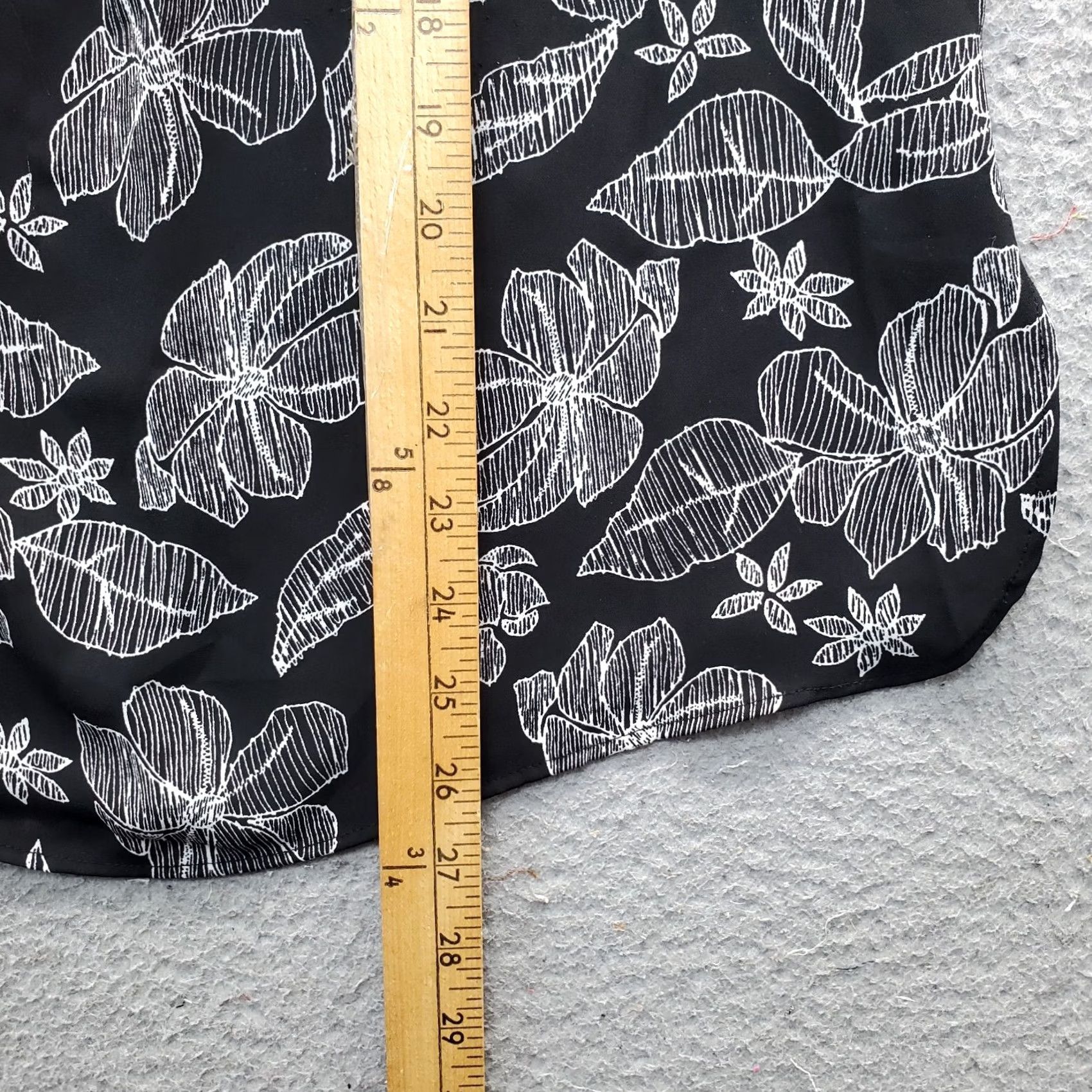 Loft LOFT Outlet Blouse Women M Multicolor Floral Sleeveless Ruffle Button 1/2 Button Casual Travel Size M / US 6-8 / IT 42-44 - 5 Thumbnail