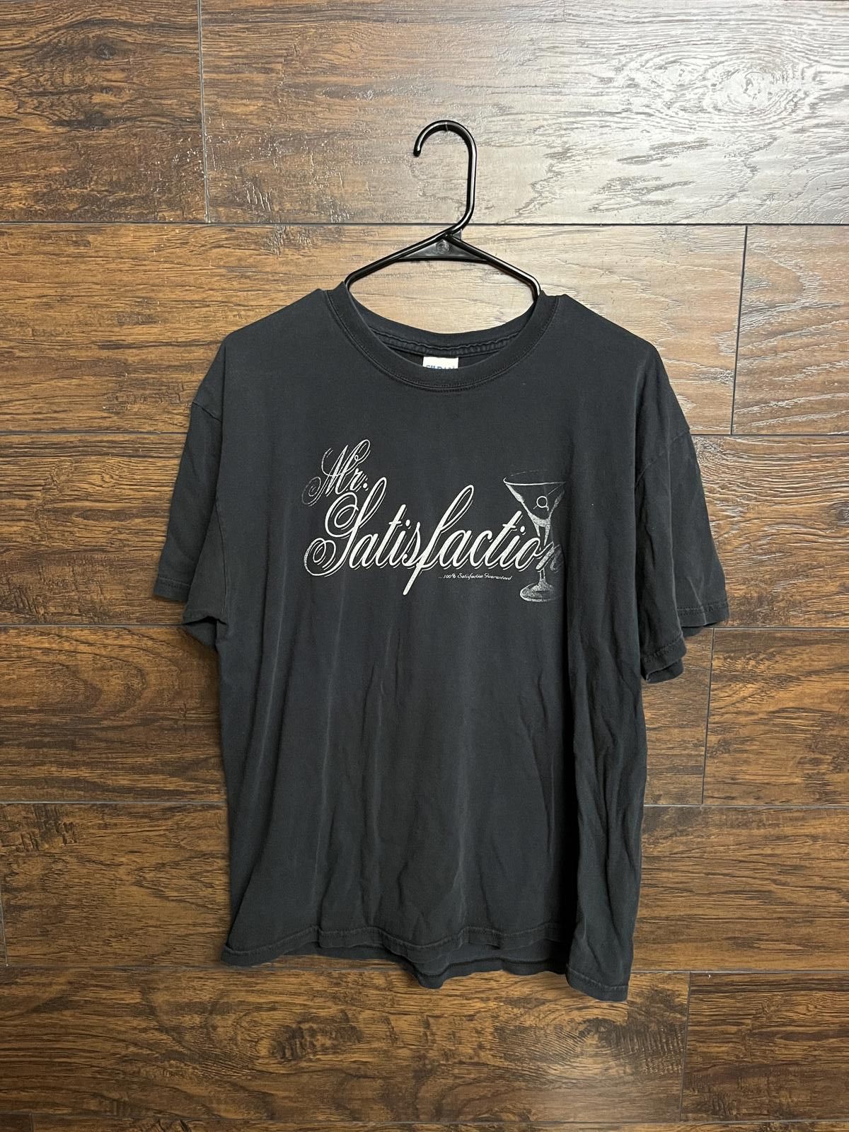 Gildan Mr. Satisfaction T-shirt 100% Satisfaction Guaranteed Tee -L Size US L / EU 52-54 / 3 - 1 Thumbnail