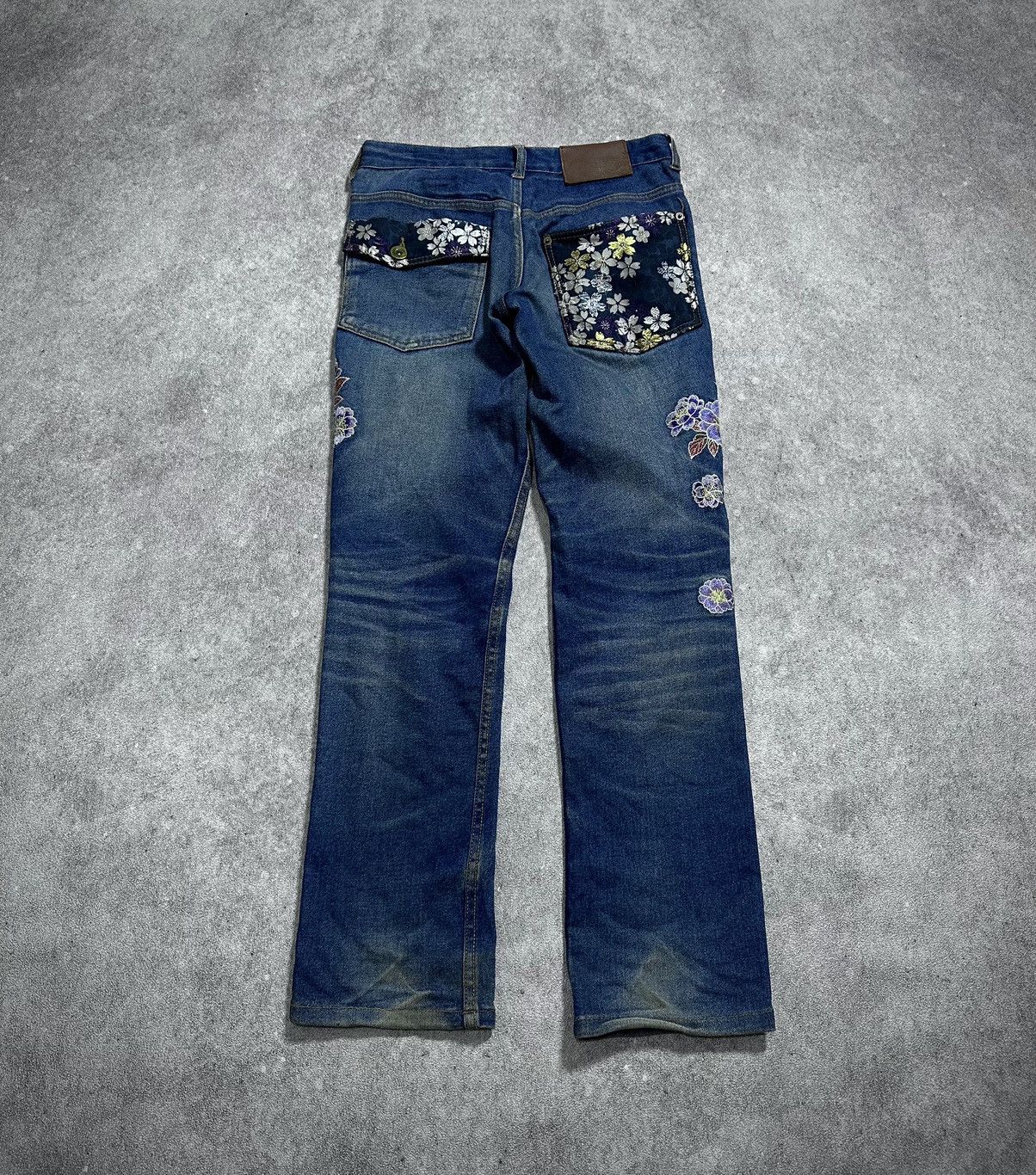 Japanese Brand Japanes Brand Embroidery Karakuri Style Jeans Size US 28 / EU 44 - 2 Thumbnail