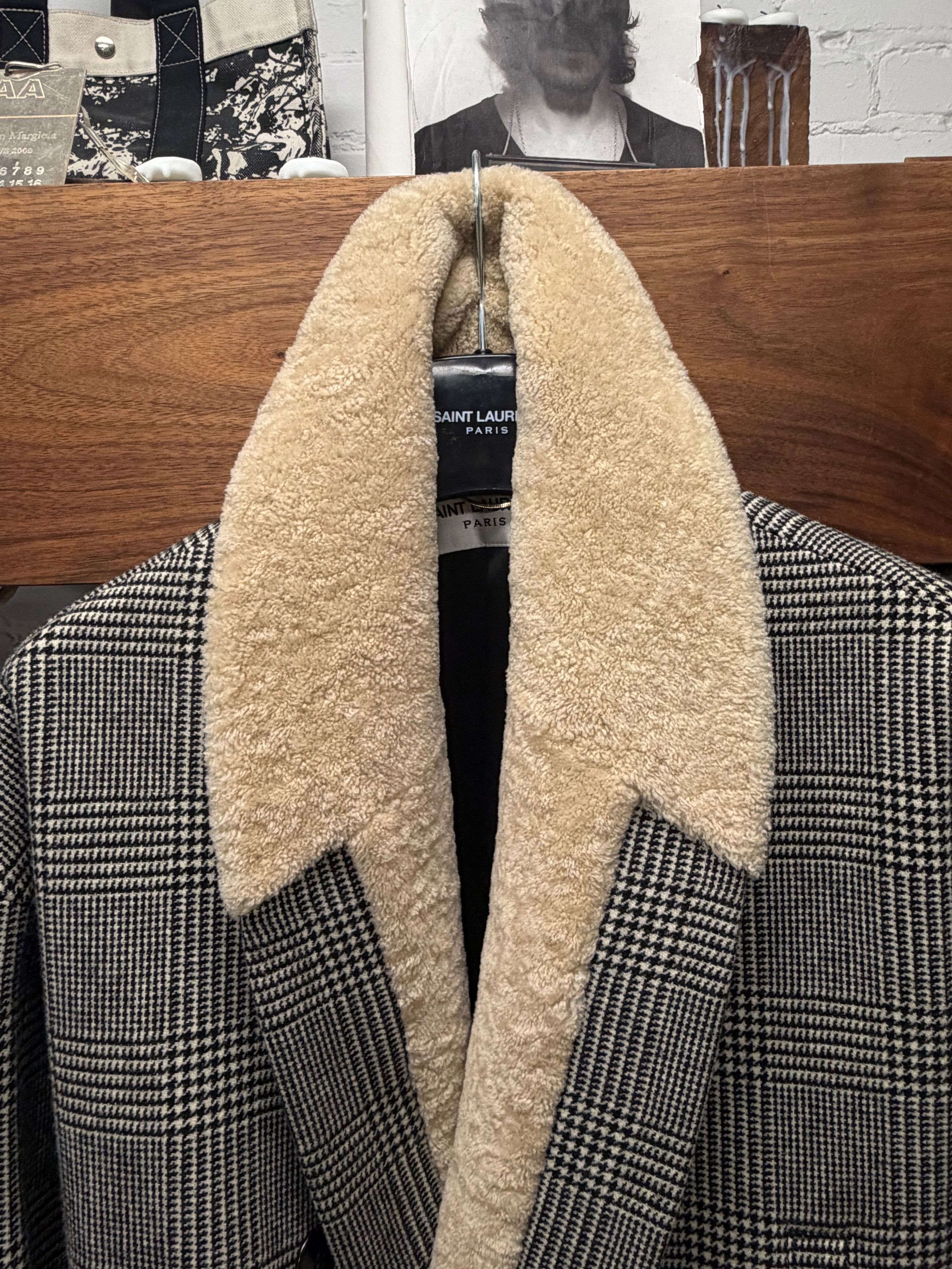 Saint Laurent Paris AW2019 Saint Laurent Houndstooth Cropped Coat with Shearling Trim Collar Size US M / EU 48-50 / 2 - 2 Thumbnail