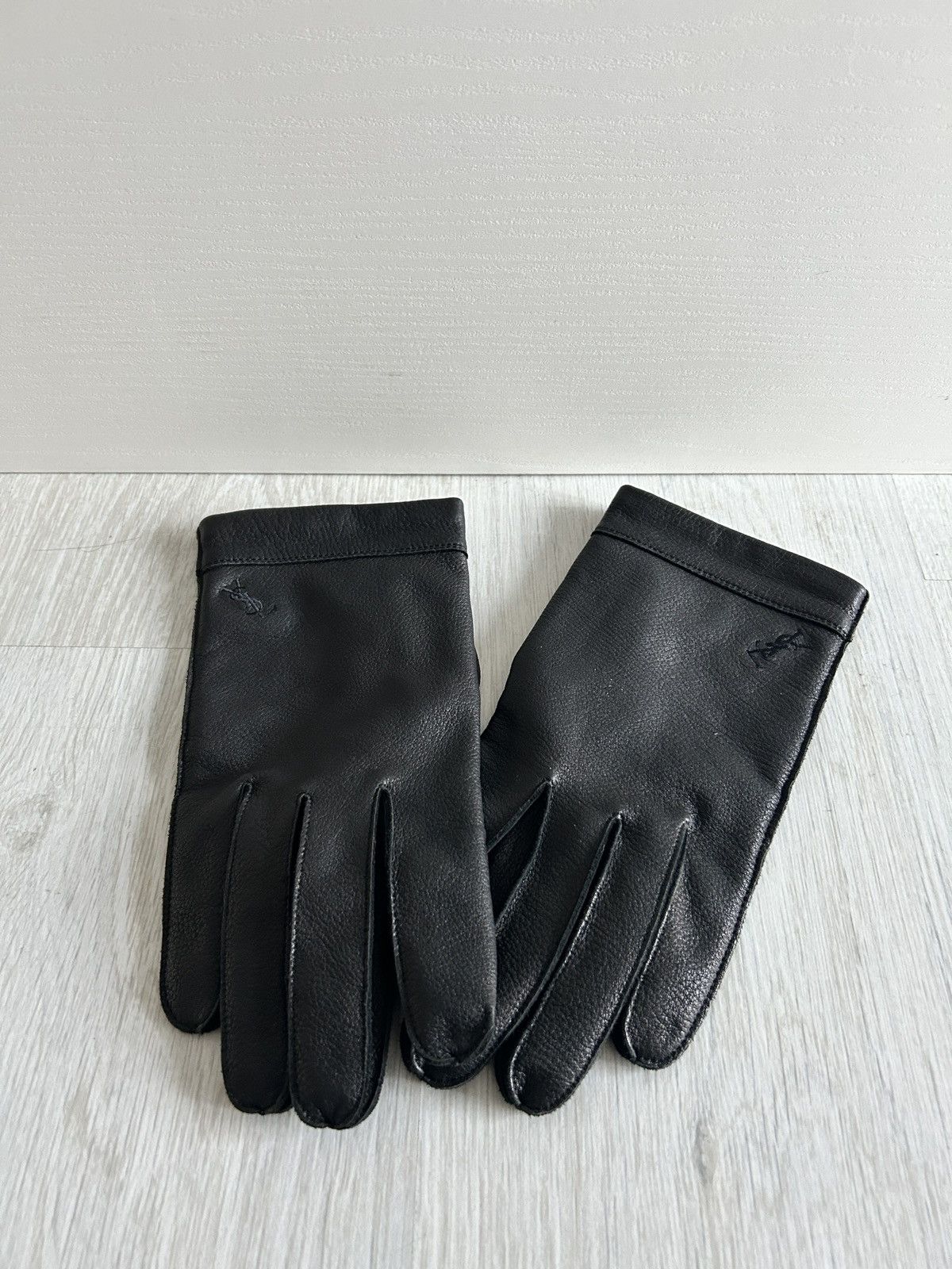 Saint Laurent Paris Saint Laurent Vintage Gloves Size ONE SIZE - 1 Thumbnail