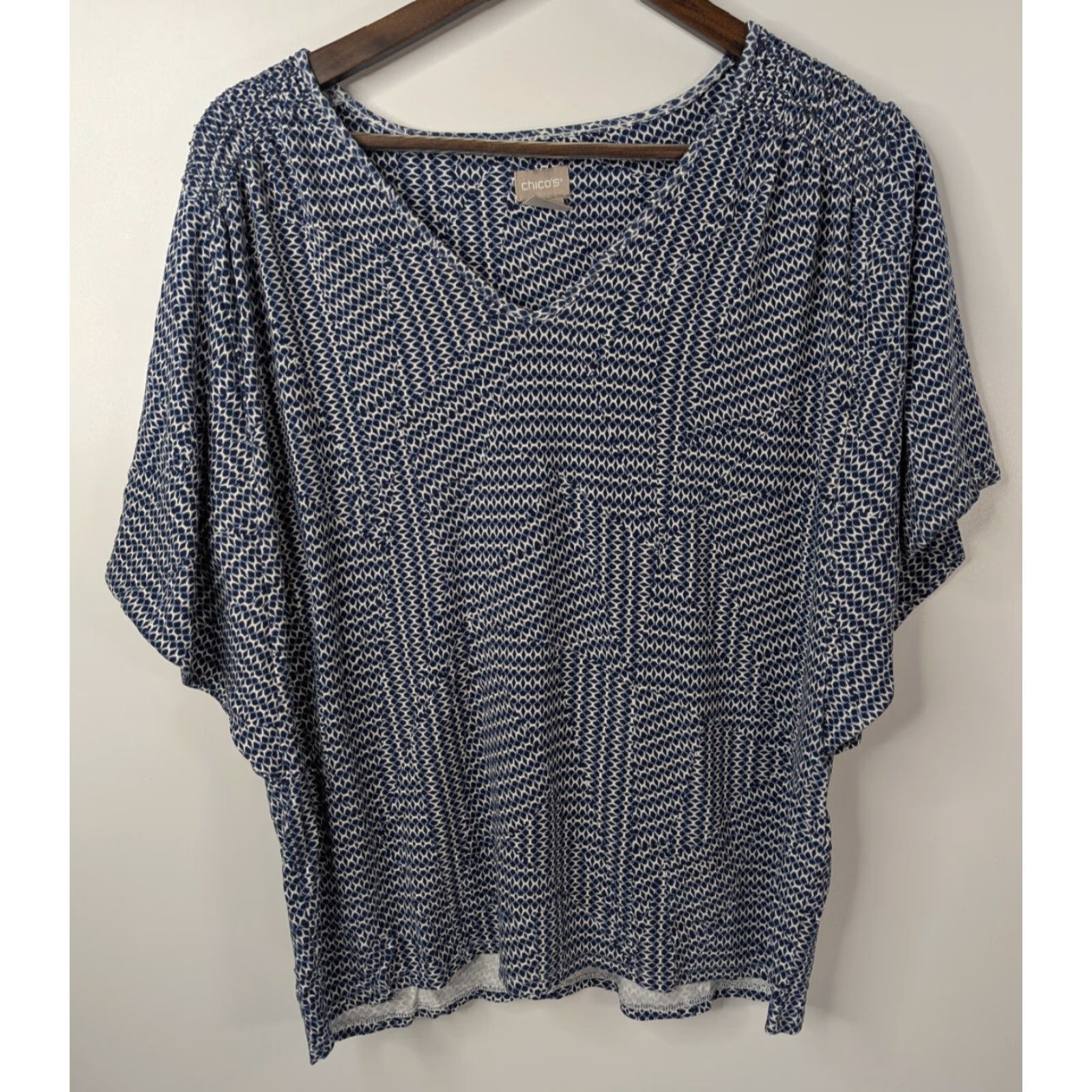 Vintage CHICO'S Shirt Geometric Blue V-Neck Flutter Sleeve Pullover Knit Top L Women's Regular Size L Size L / US 10 / IT 46 - 2 Thumbnail