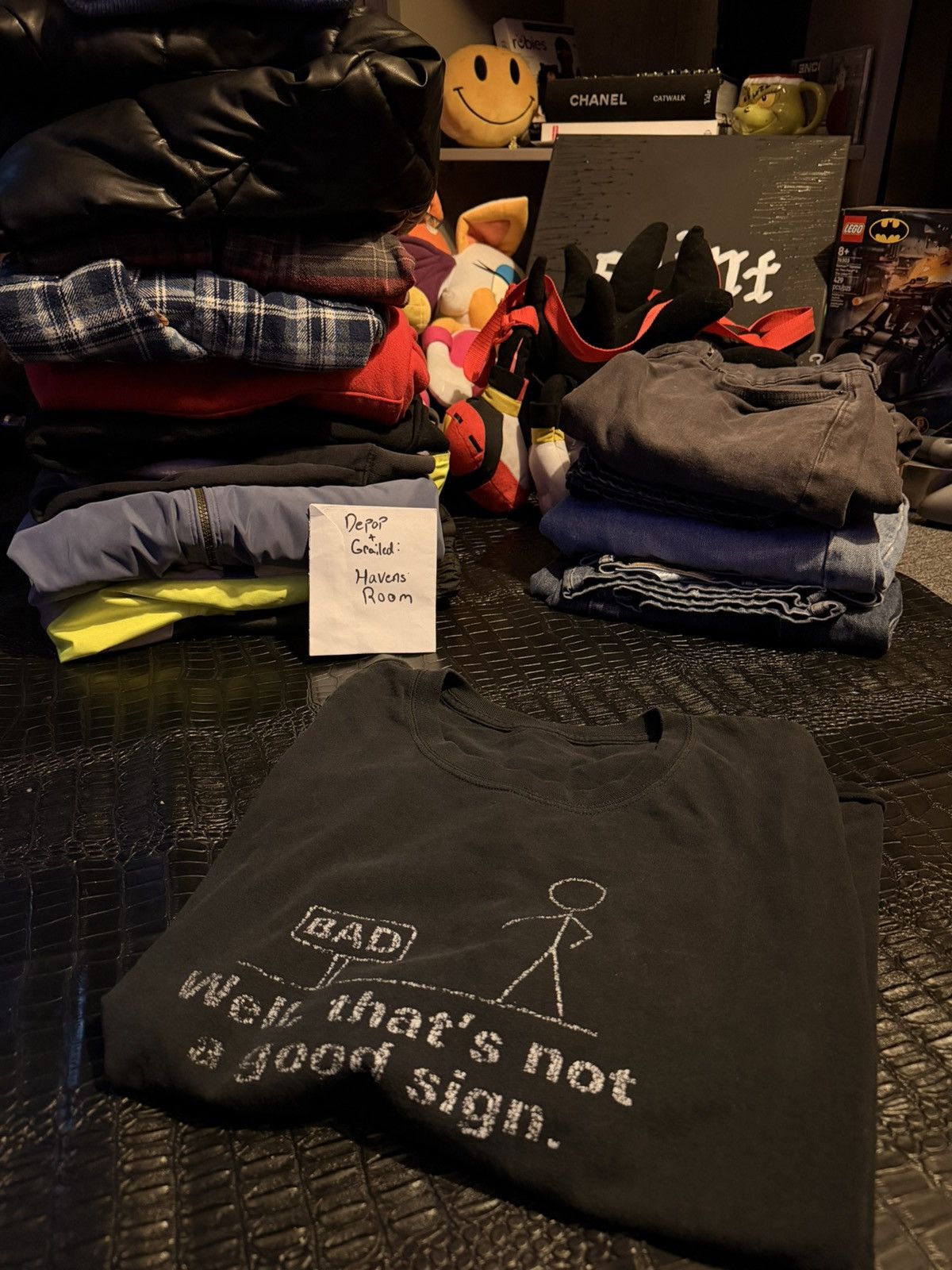 Other “Well That’s Not a Good Sign” Graphic Tee – Black Size US XL / EU 56 / 4 - 1 Thumbnail