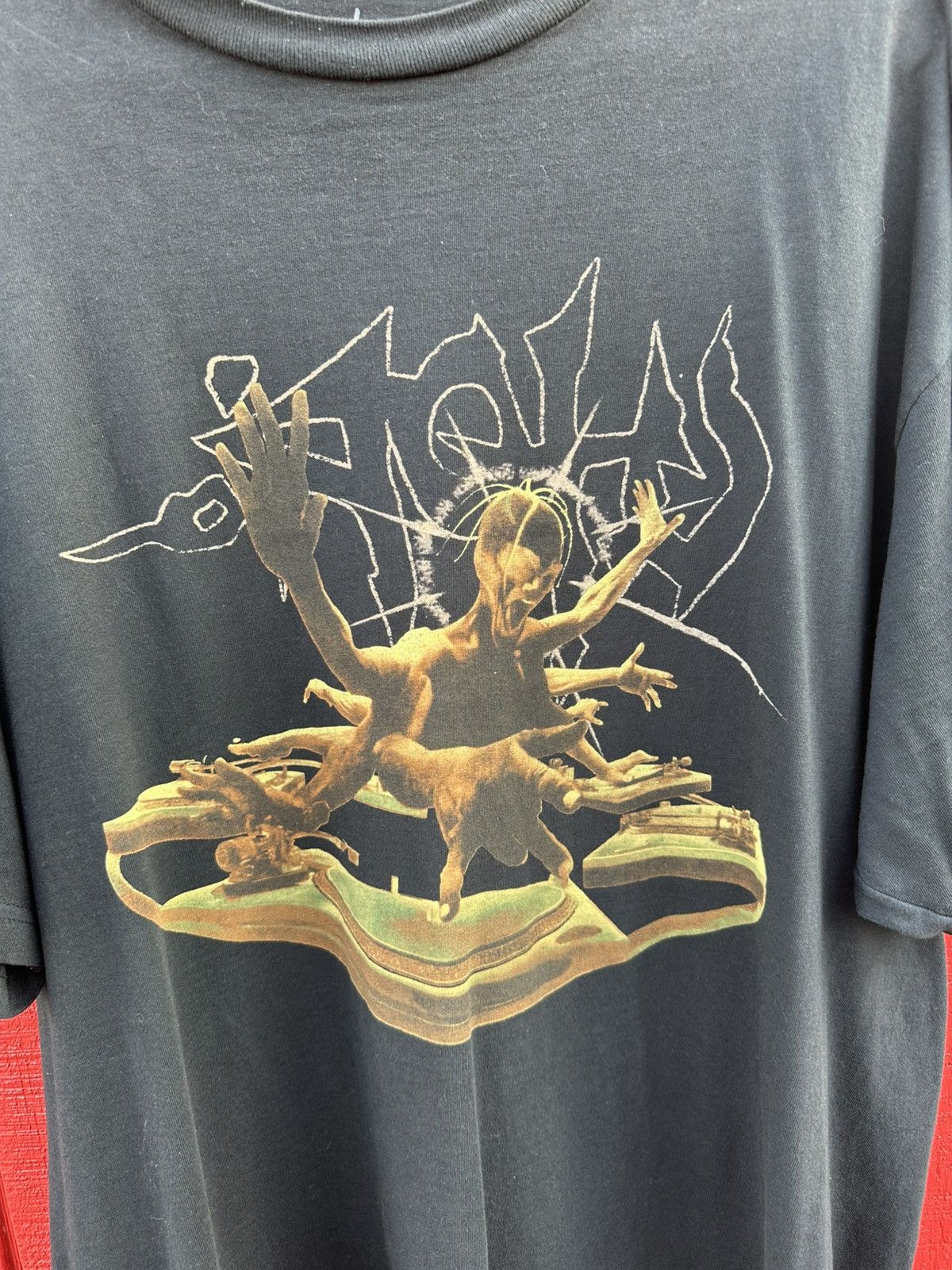 Travis Scott Travis Scott Utopia Dj Tee size XXL Size US XXL / EU 58 / 5 - 3 Thumbnail