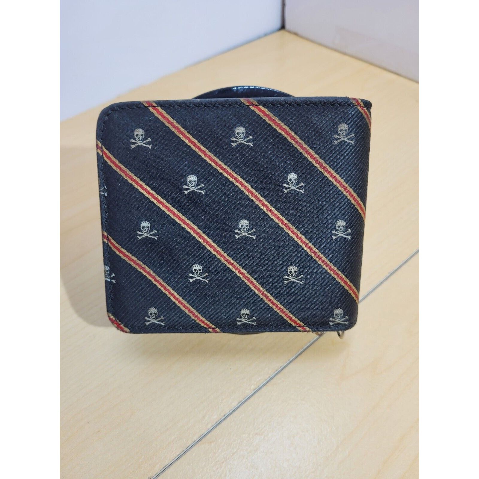 & Other Stories Skull & Crossbones Wallet with Zipper Blue and Red Stripe Size ONE SIZE - 3 Thumbnail