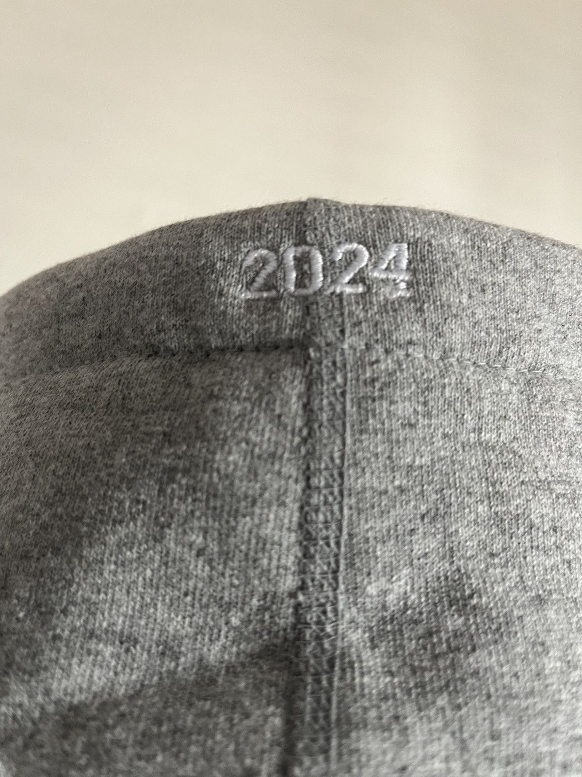 Supreme Supreme Box Logo (FW24) Heather Grey Size US M / EU 48-50 / 2 - 4 Thumbnail