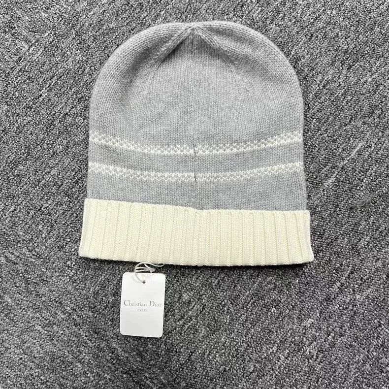 Dior Dior The latest gray letter pattern simple trendy velvet ha Size ONE SIZE - 5 Thumbnail