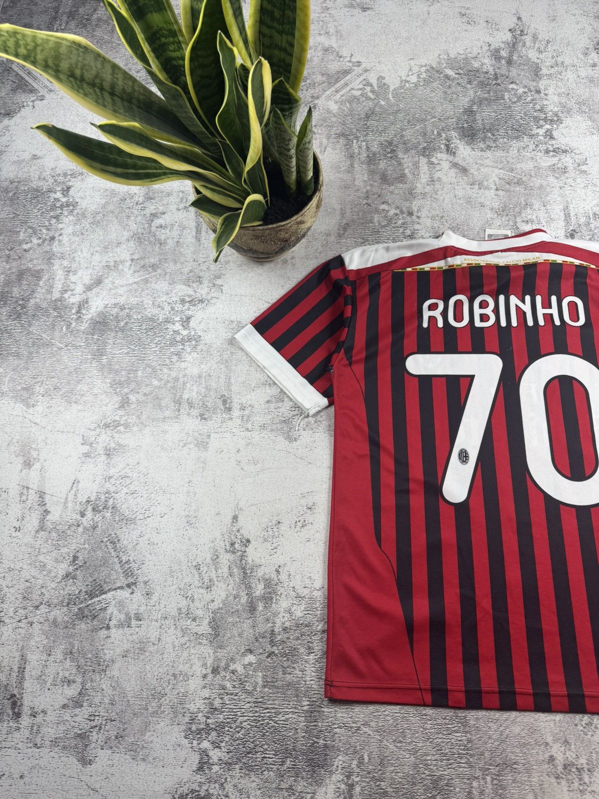 Vintage Milan Vintage Robinho Retro 2011 2012 Football Shirt Soccer Jersey T Shirt Tee Size US S / EU 44-46 / 1 - 3 Thumbnail