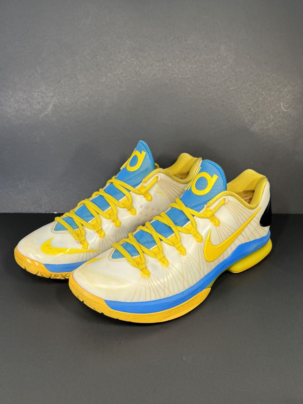 image of Kd 5 Elite Playoffs Home Kevin Durant V Shoes in White, Men's (Size 8)