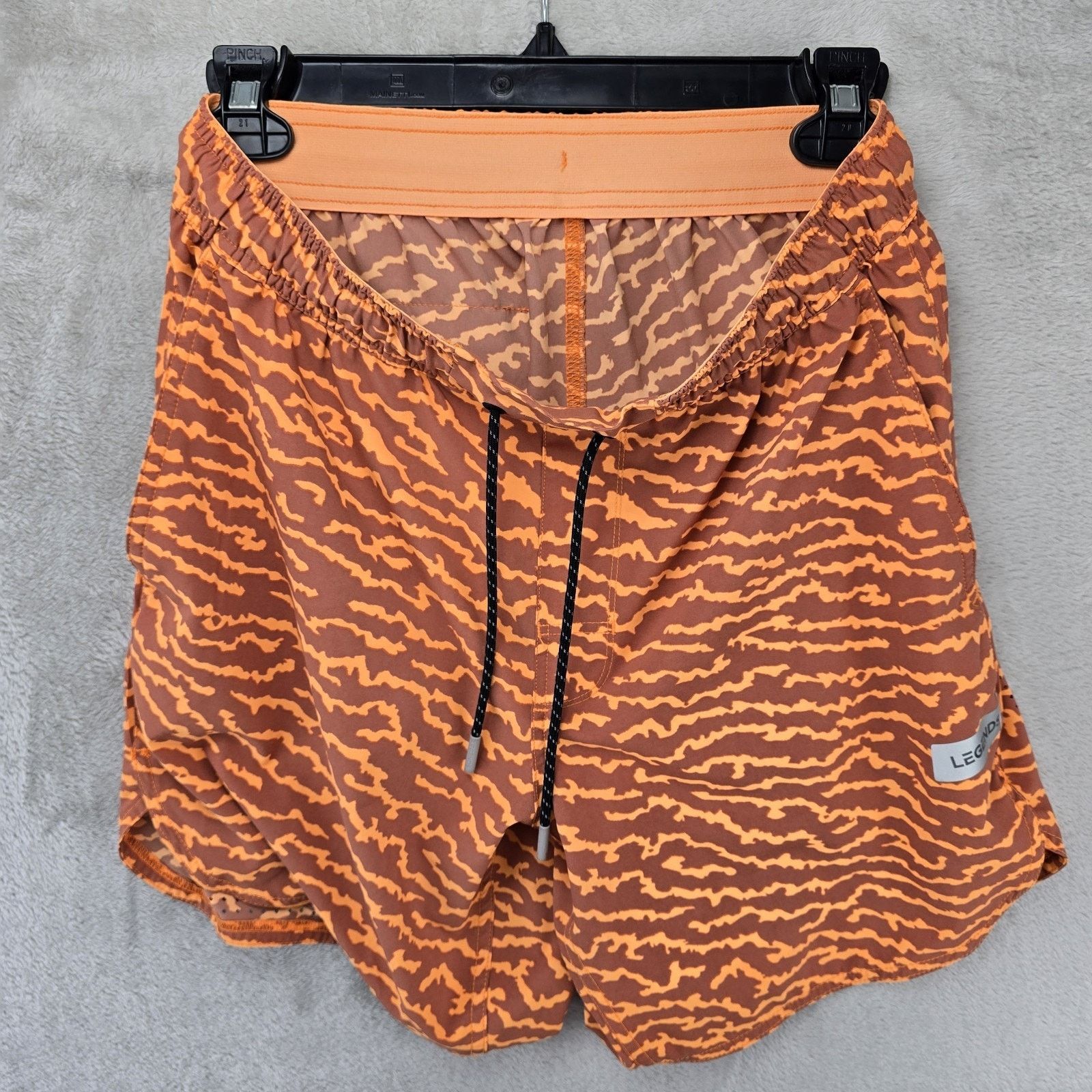 Other Legends Luka Shorts Mens Small Orange Elephant Print 7" Size US 30 / EU 46 - 4 Thumbnail
