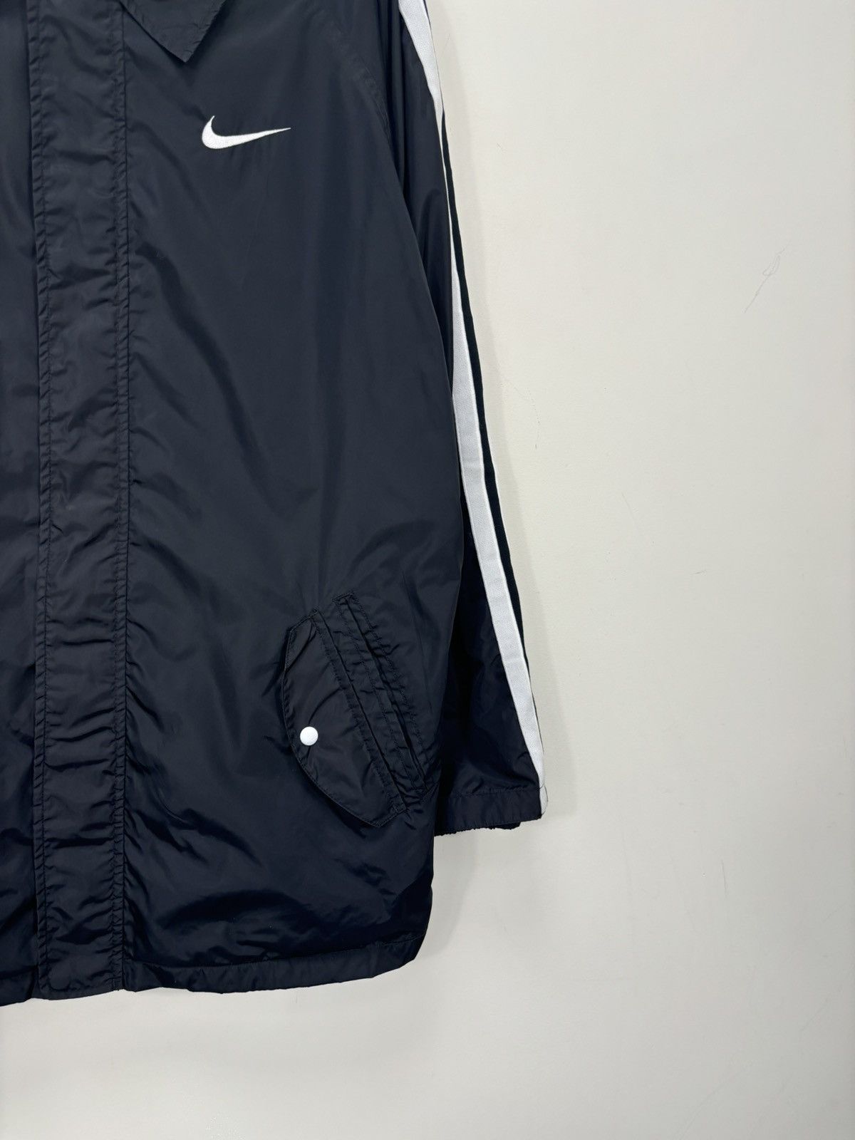Nike Vintage 90s Nike Y2K Swoosh Retro Hype Full Zip Nylon Jacket Size US L / EU 52-54 / 3 - 5 Thumbnail
