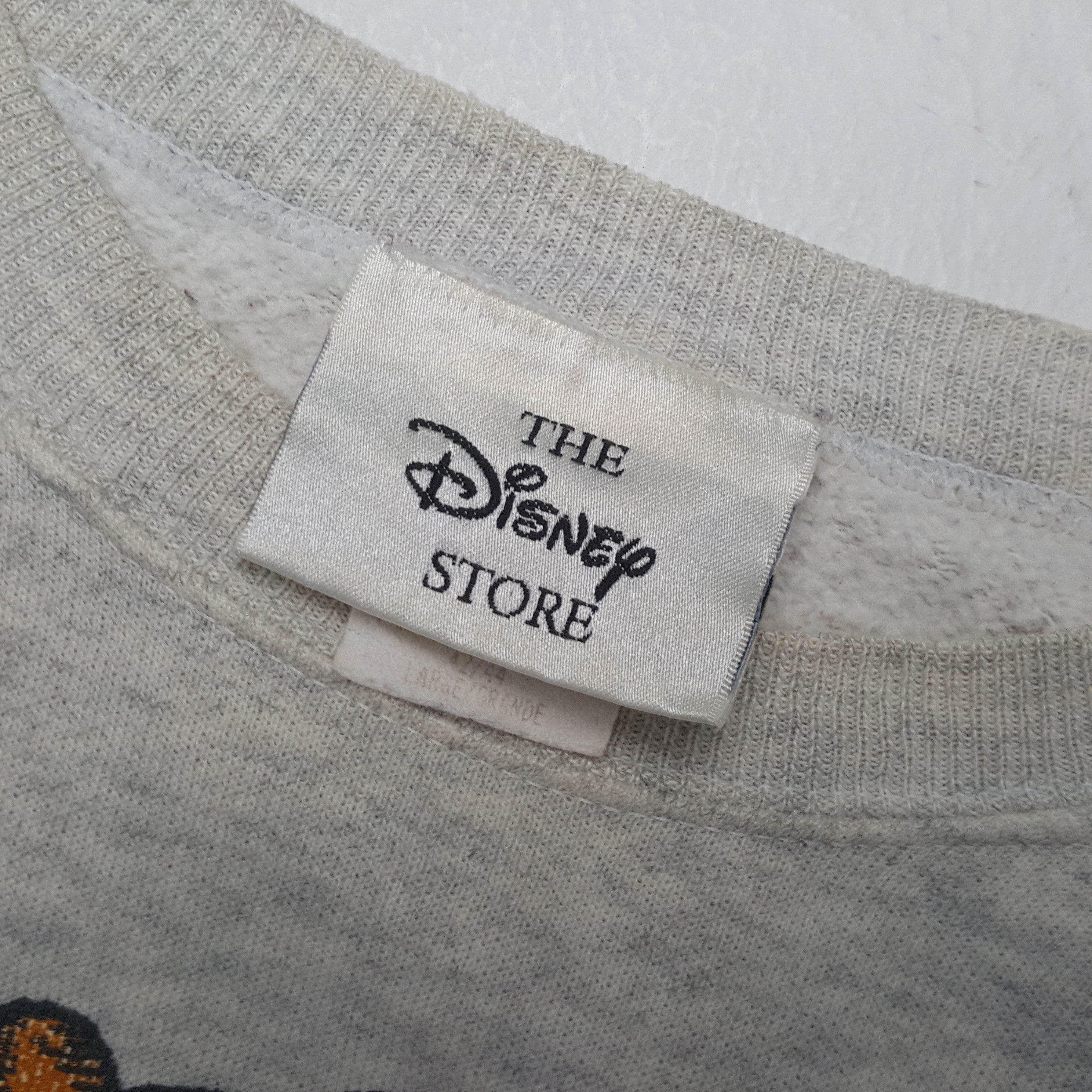 Disney The Pooh Cartoon Character Vintage Sweatshirt RR5 Size US L / EU 52-54 / 3 - 4 Thumbnail