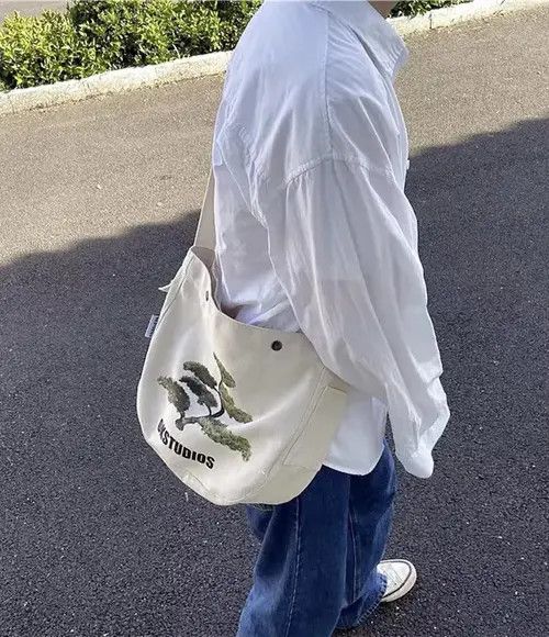 Fashion Shoulder Bag Messenger Bag Aesthetic in Beige, Men's