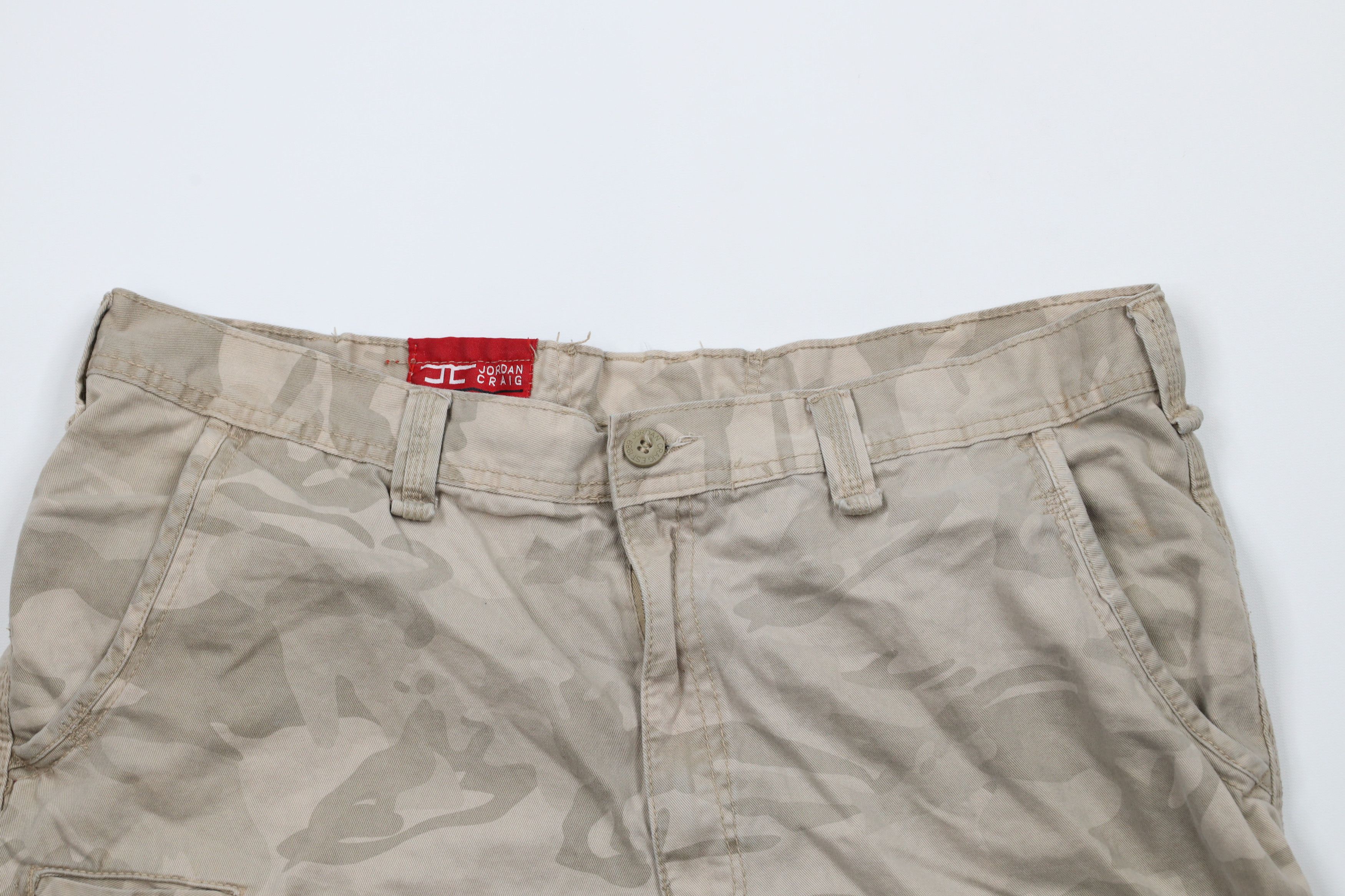 Vintage Vintage Streetwear Heavyweight Camouflage Cargo Shorts Size US 40 / EU 56 - 2 Thumbnail
