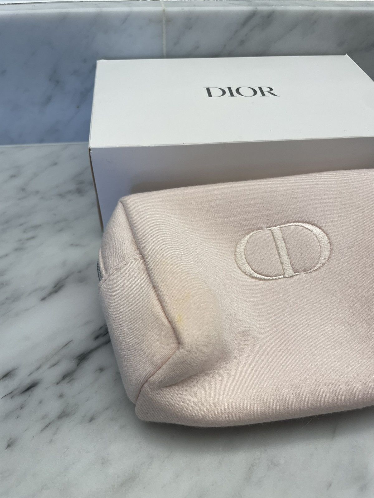 Dior Soft Dior cosmetic bag pouch with logo and original box Size ONE SIZE - 7 Thumbnail