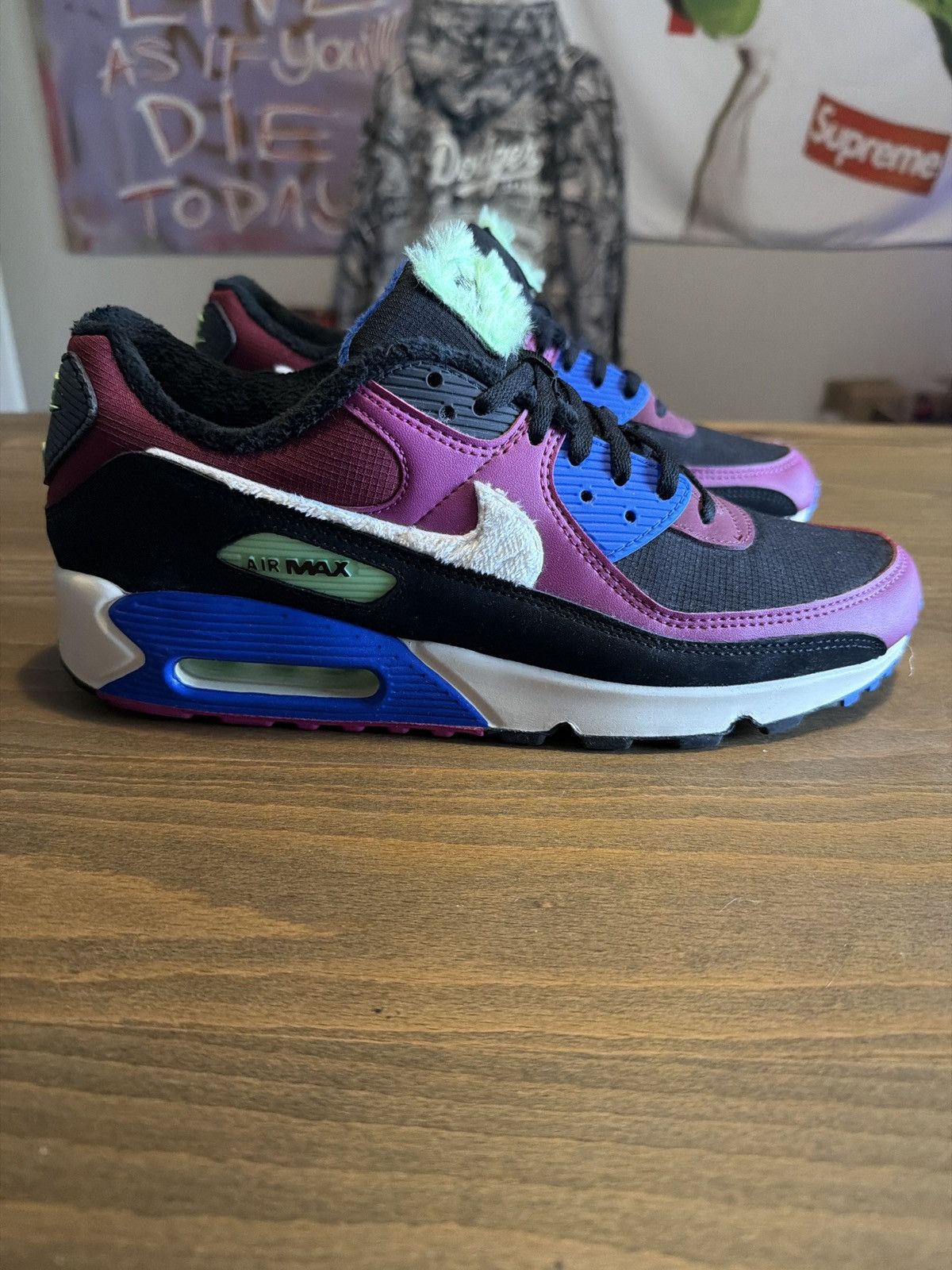 Nike Nike Air Max 90 Size US 12 / IT 42 - 2 Thumbnail