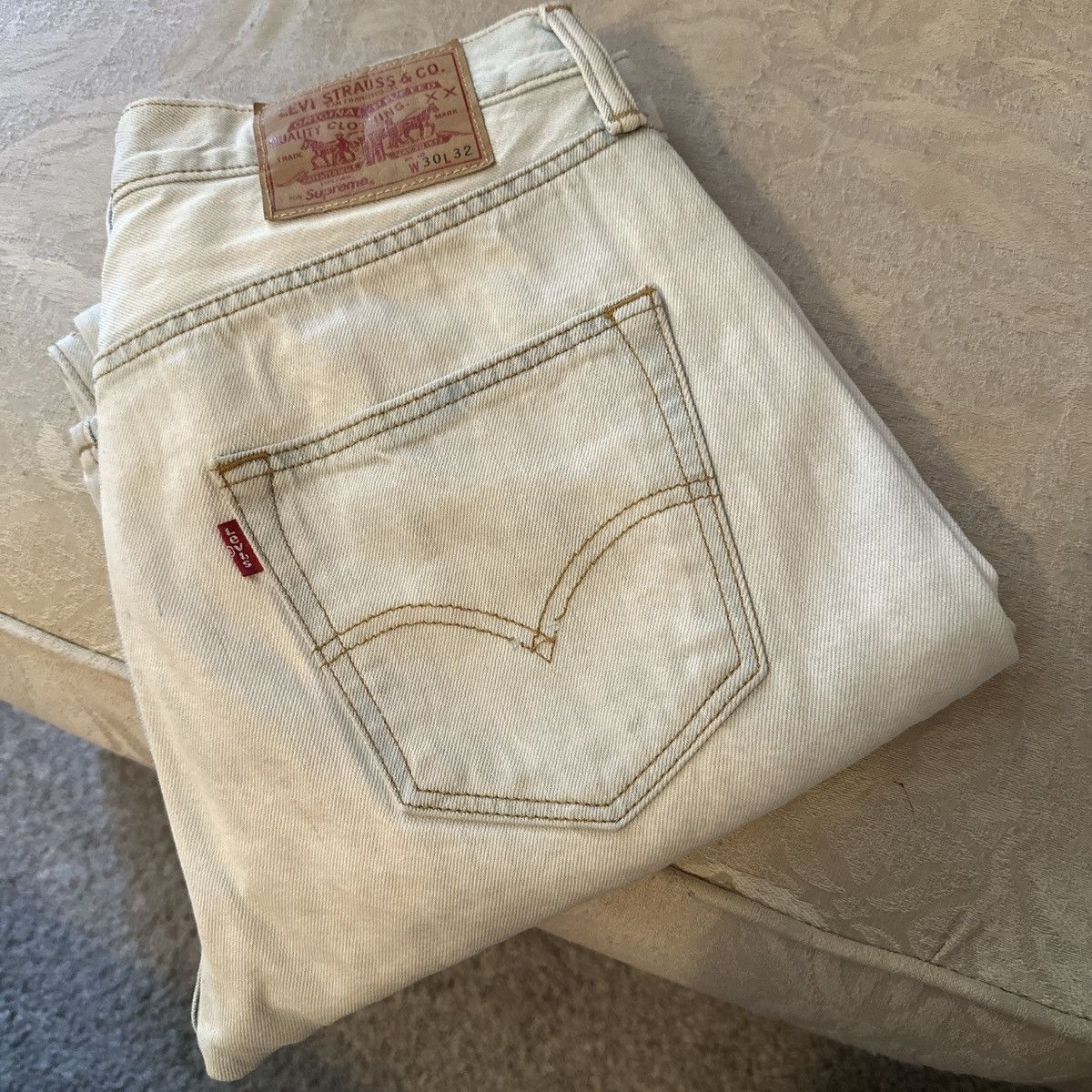 Levi's × Supreme Supreme Levi’s Jeans 30x32 Light Wash Cotton Size US 30 / EU 46 - 1 Thumbnail