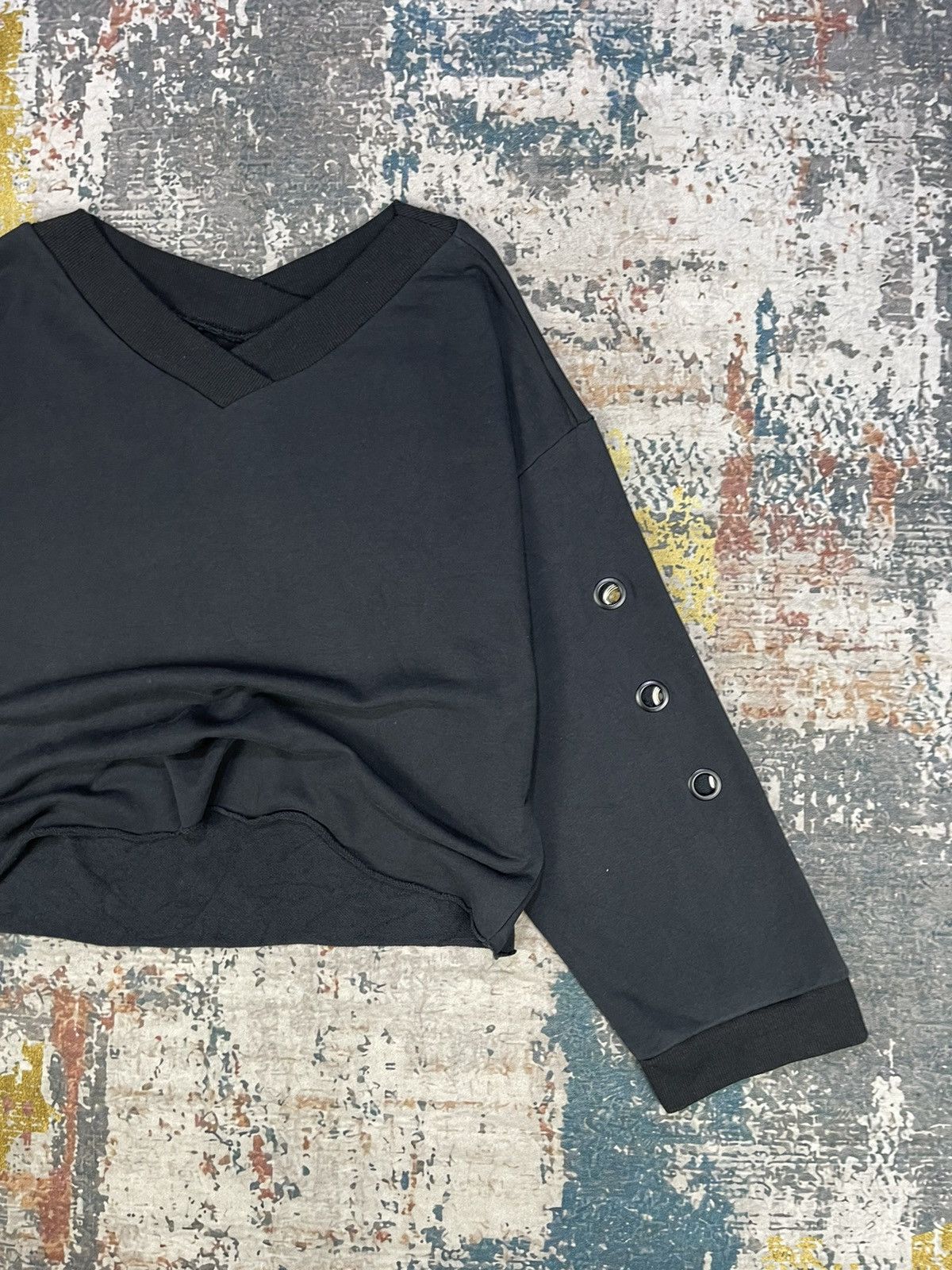 Japanese Brand ONLY Essential V Neck Cropped Paco Sweatshirt Size M / US 6-8 / IT 42-44 - 3 Thumbnail
