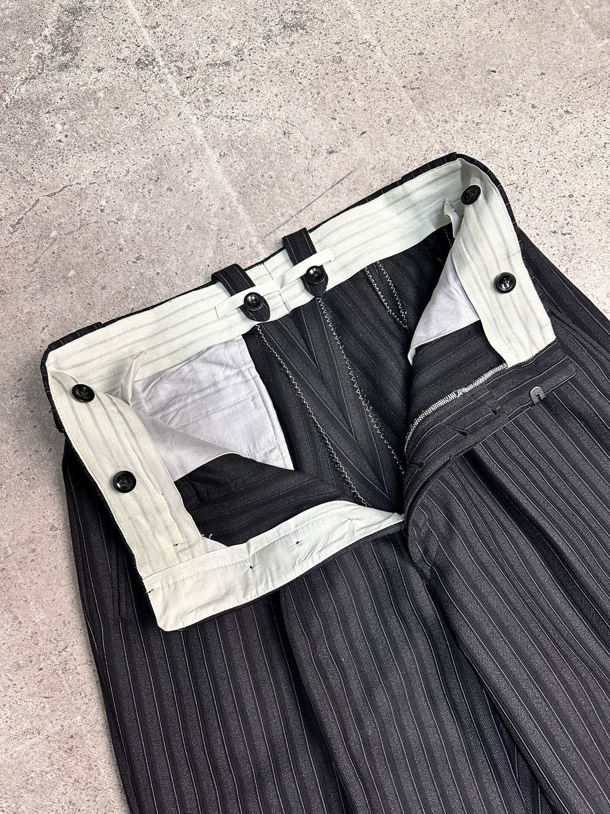 Marithe + Francois Girbaud Military 80s France Pleated Black Pants Avantgarde Style Size US 34 / EU 50 - 7 Thumbnail
