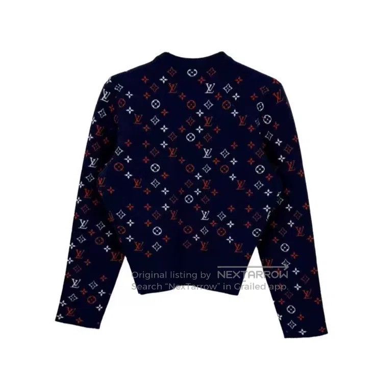 Louis Vuitton Louis Vuitton Blue full logo sweater Size US XS / EU 42 / 0 - 2 Thumbnail