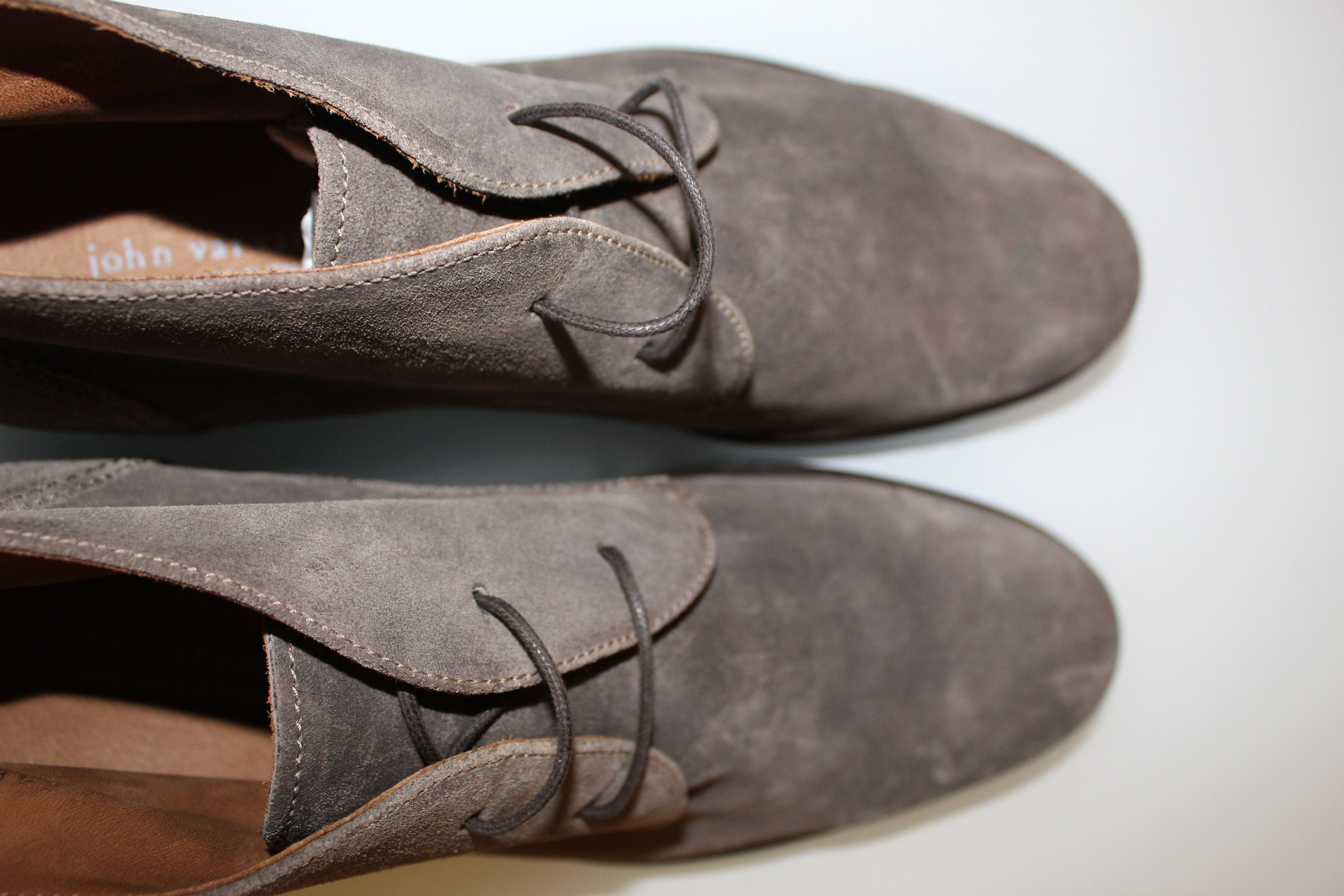 John Varvatos Varvatos Handmade in Italy – Men’s Chukka Boot (Mink Suede) Size US 11 / EU 44 - 4 Thumbnail