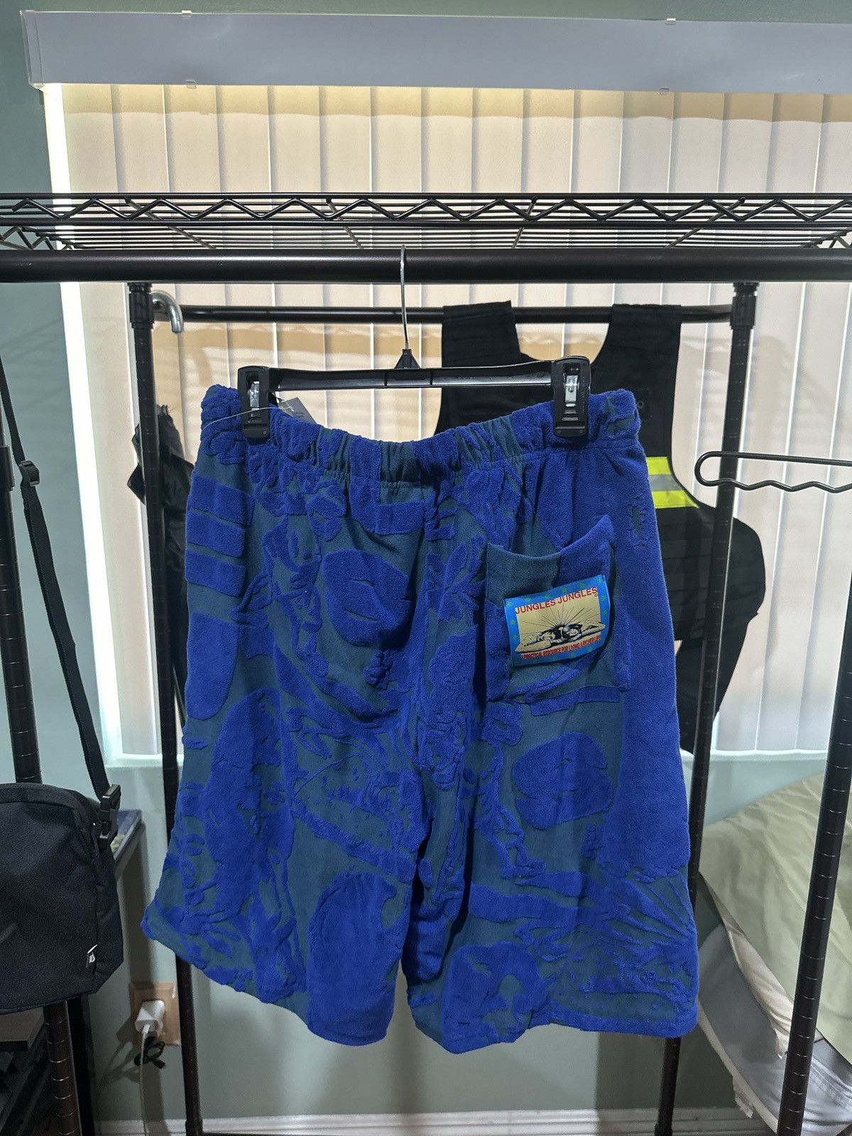Jungles Jungles jungles green/blue shorts Size US 34 / EU 50 - 2 Thumbnail