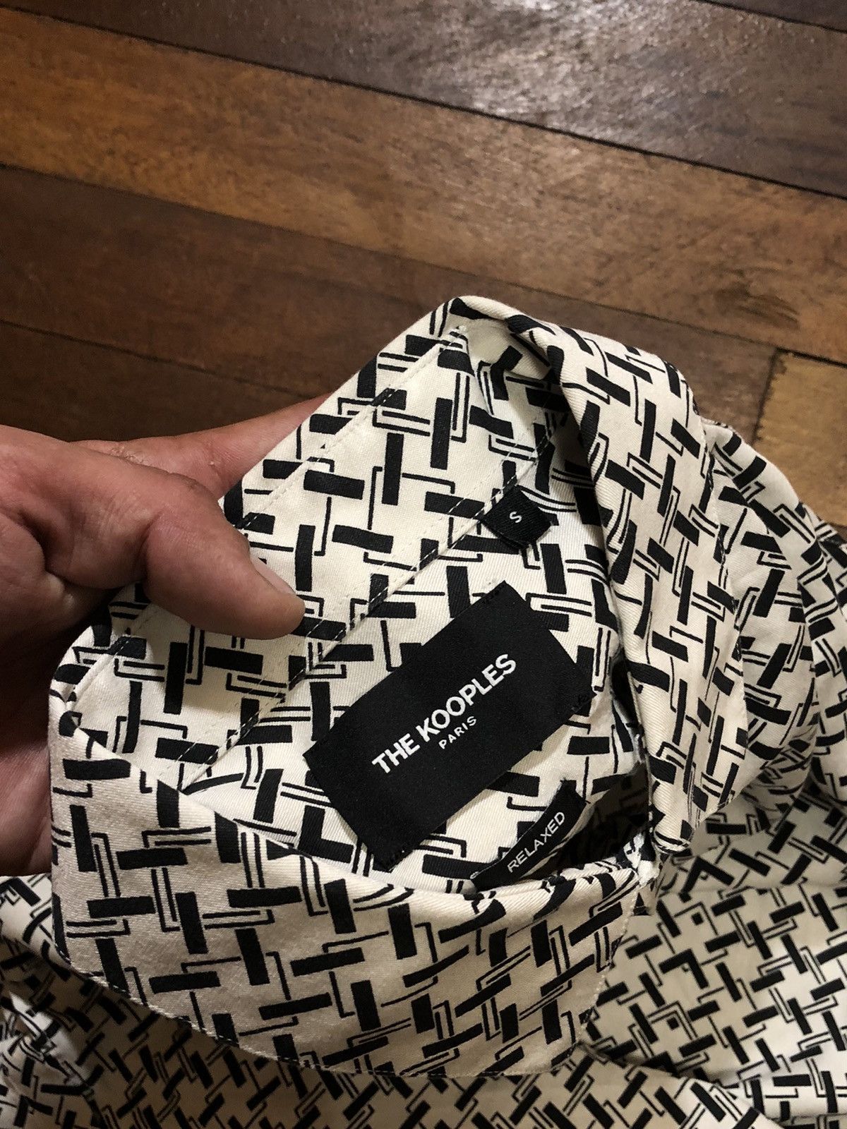Designer × Japanese Brand × The Kooples Men’s The Kooples Paris Full Print Art Viscose Shirt Up Size US S / EU 44-46 / 1 - 8 Thumbnail